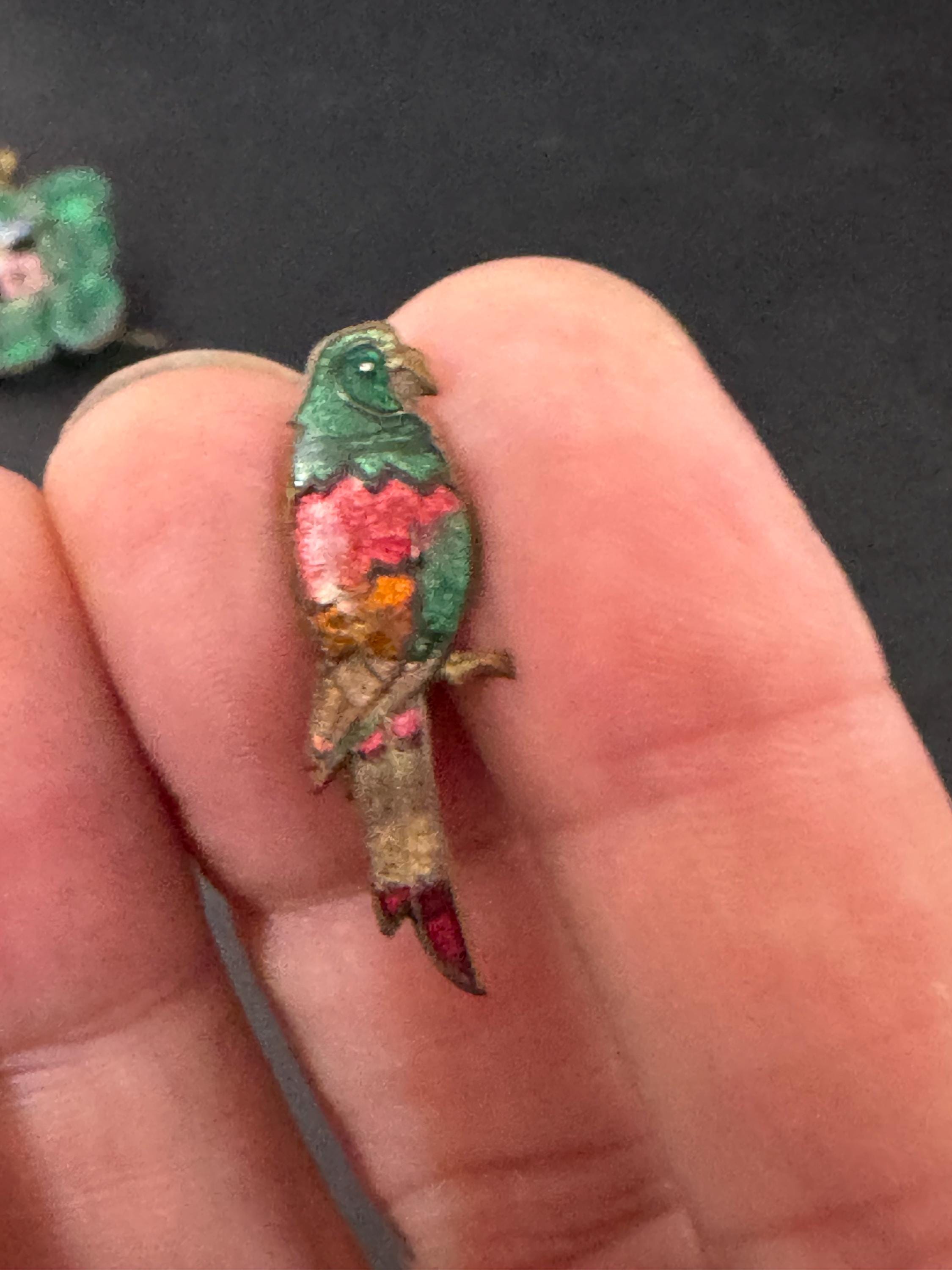 Sweet little art deco Early brass green and red enamel parrot Brooch 2.8cm