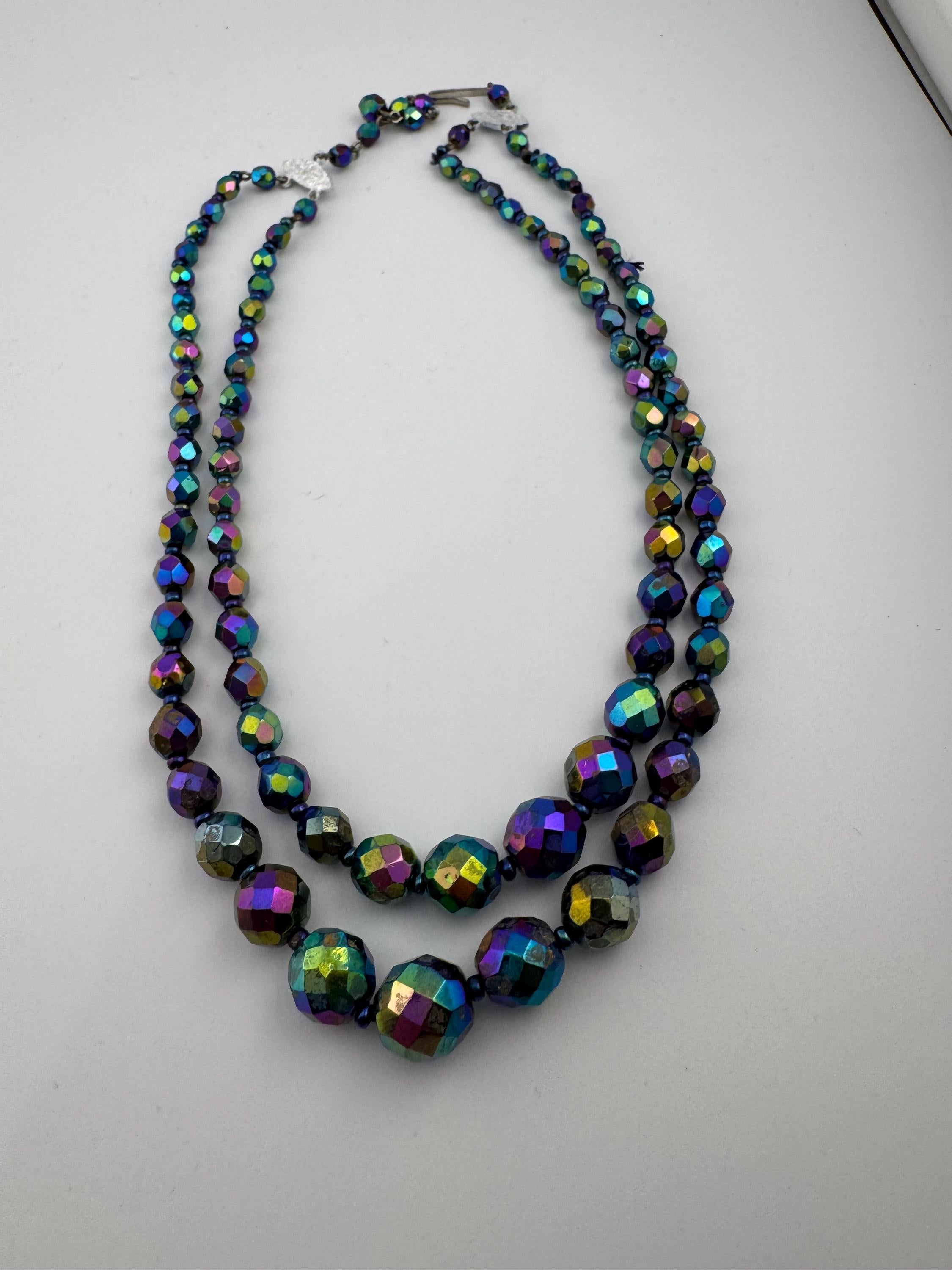 Vintage 1950s Aurora Borealis Glass Bead Necklace: Carnival Peacock AB