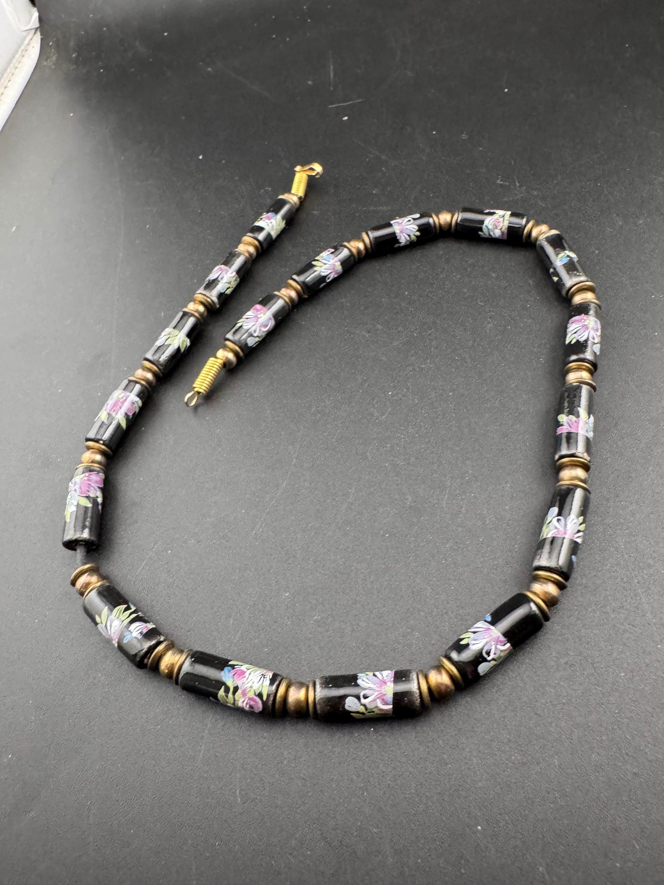 1970s Black green Chinese cloisonné enamel tube beaded necklace gold tone