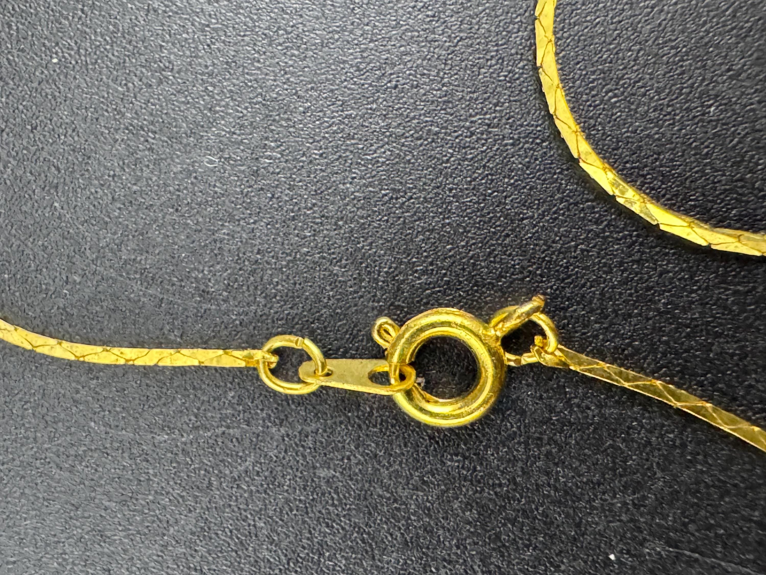 Signed rolled gold amethyst purple  gemstone pendant necklace on a 40 cm gp chain