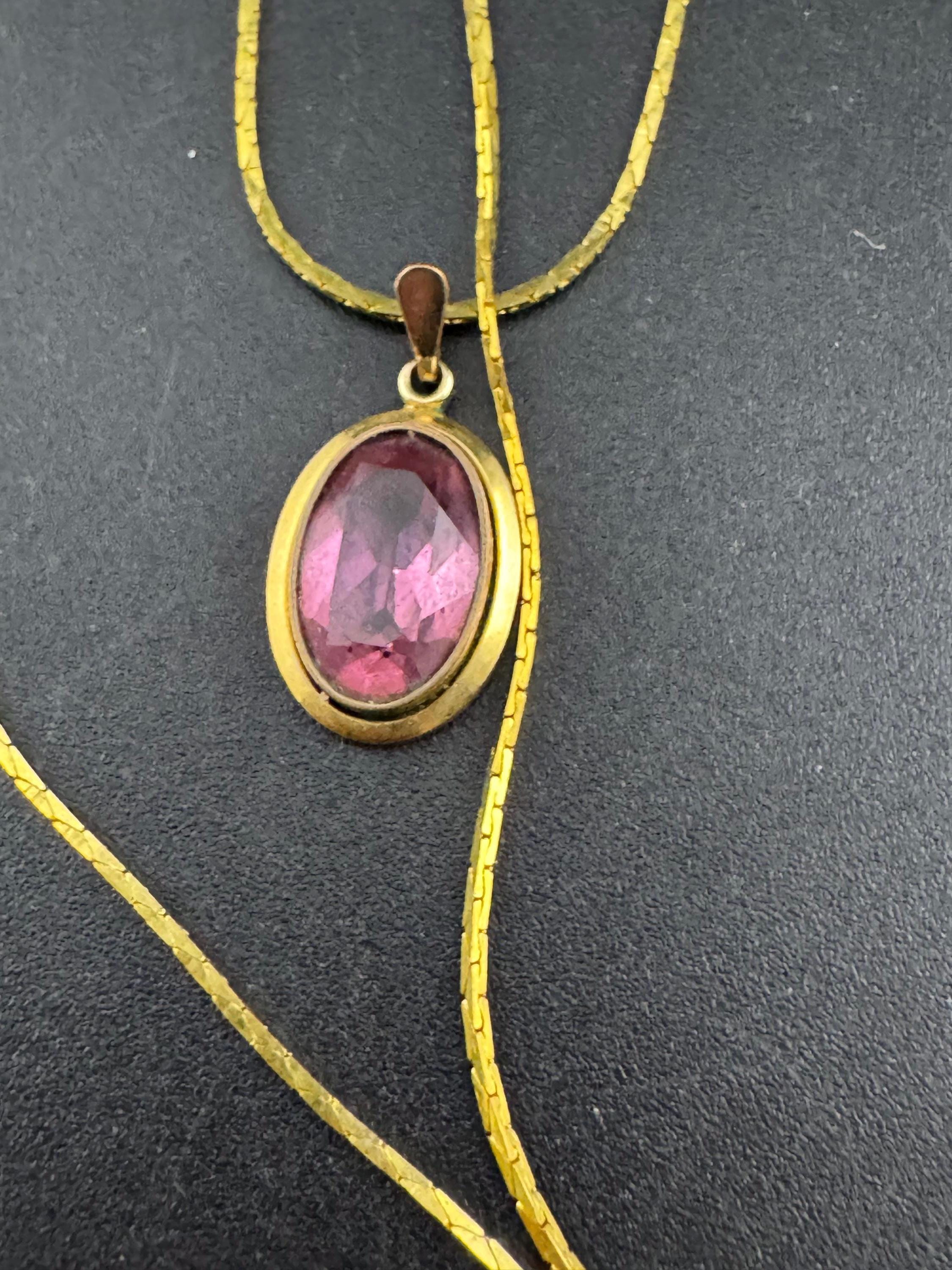 Signed rolled gold amethyst purple  gemstone pendant necklace on a 40 cm gp chain