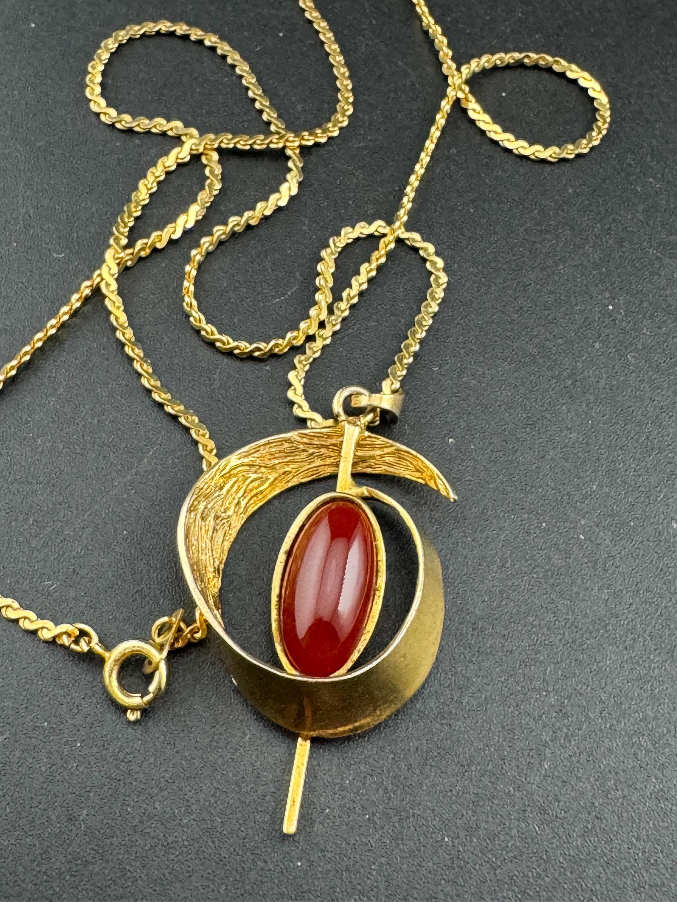 Modernist mid century gold plated carnelian gemstone pendant necklace on a 48cm serpentine  chain