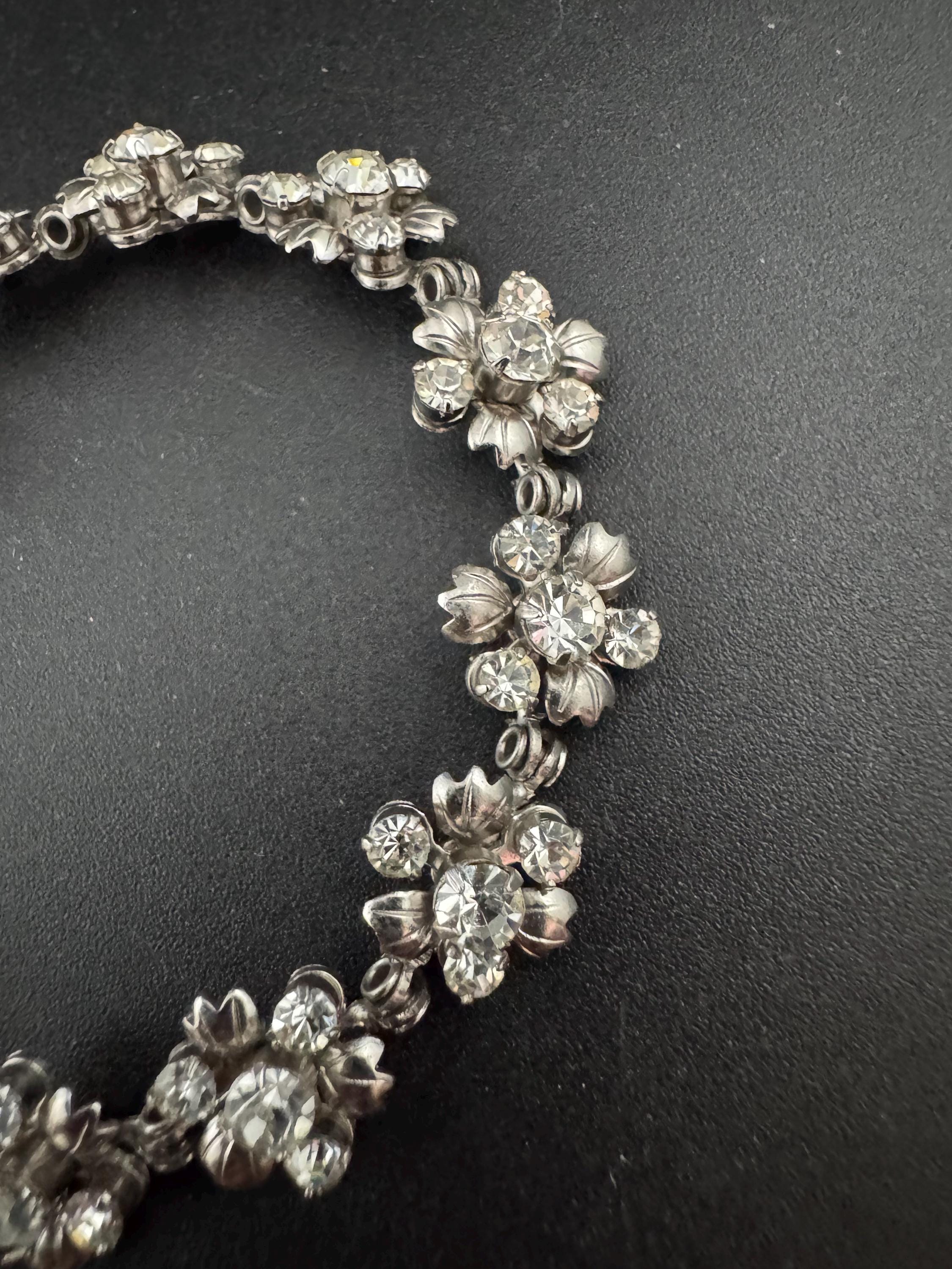 Vintage dainty clear diamanté Crystal fliral chrome panel link silver tone tennis bracelet