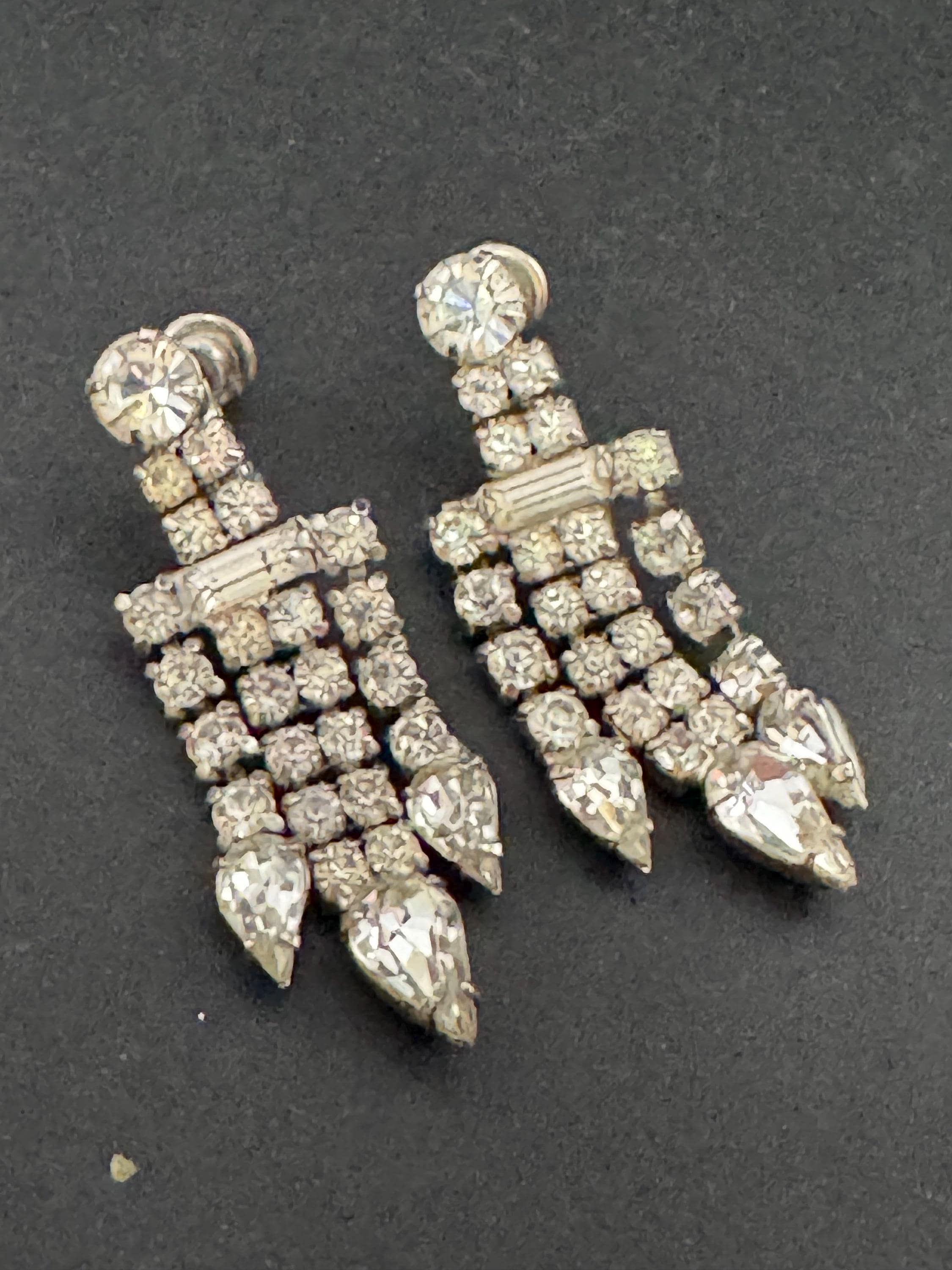 Vintage Clear Diamanté Drop Paste Clip On Earrings screw back