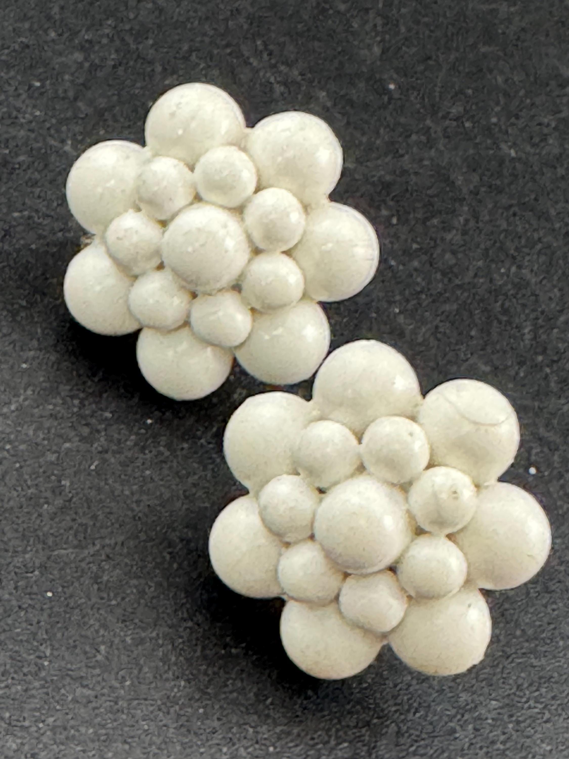 Vintage early plastic white floral screw back clip on earrings art deco