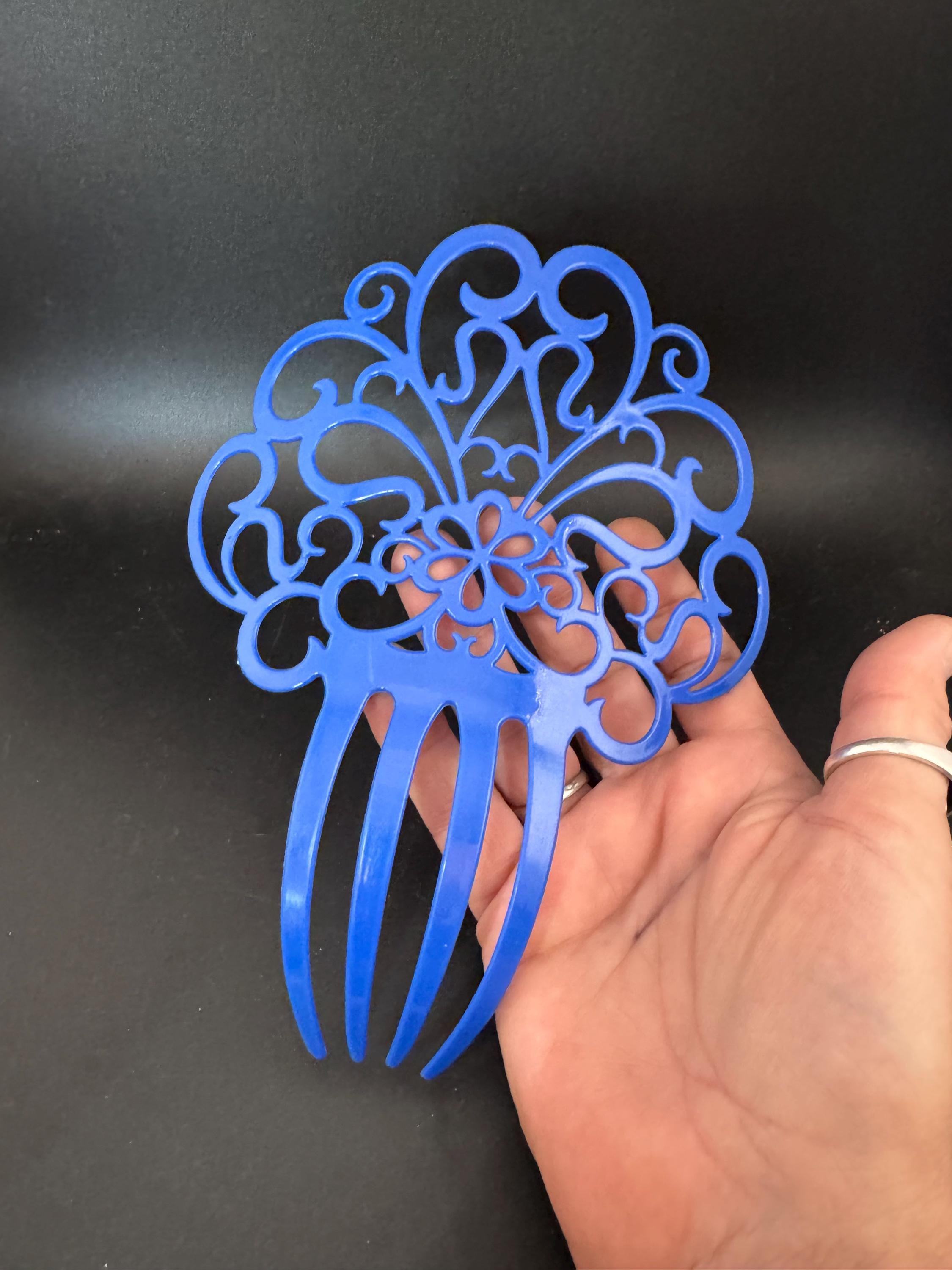 vintage large BLUE openwork plastic traditional Spanish peineta hair comb, mantilla
