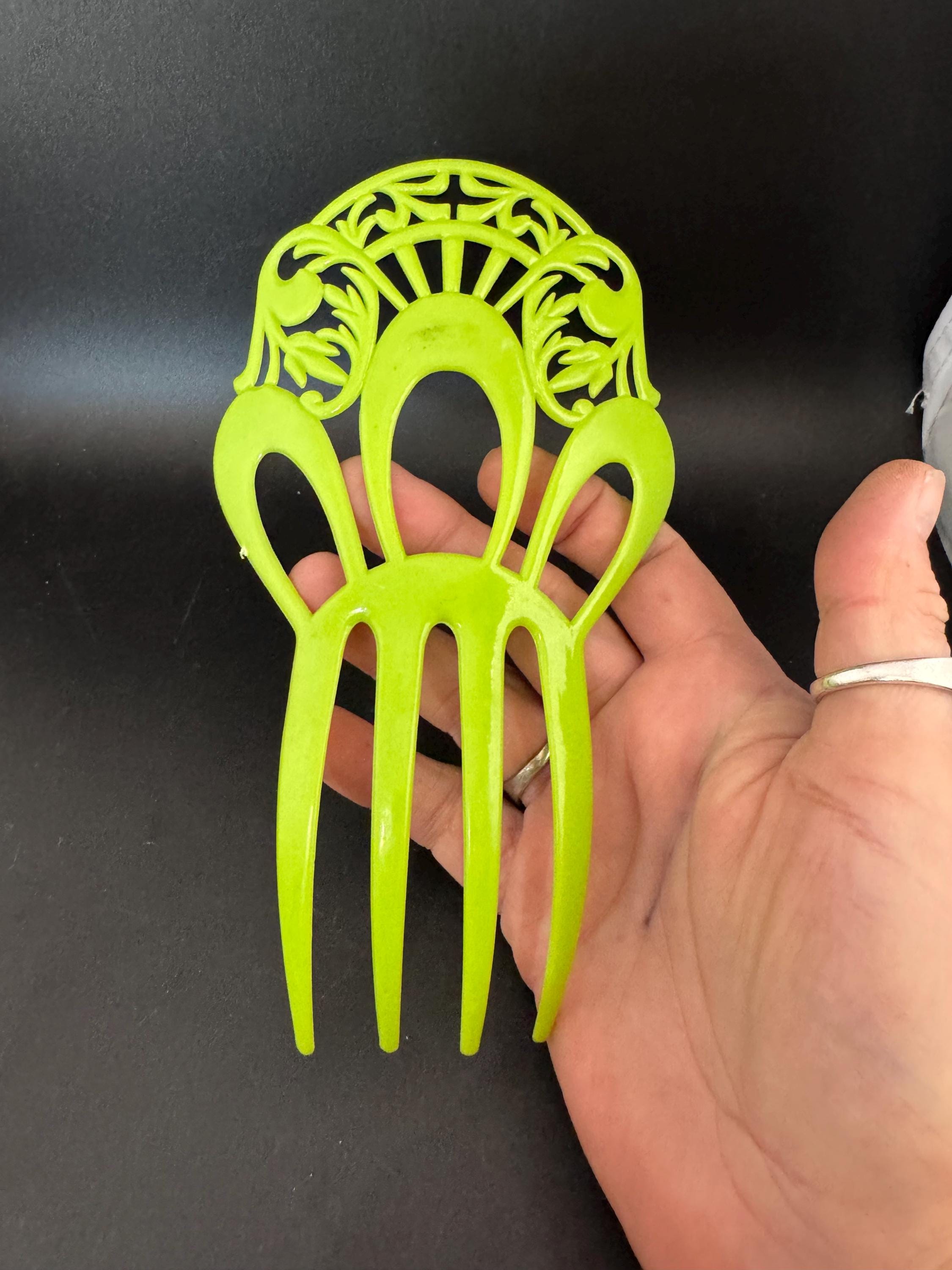 vintage light green openwork plastic traditional Spanish peineta hair comb, mantilla