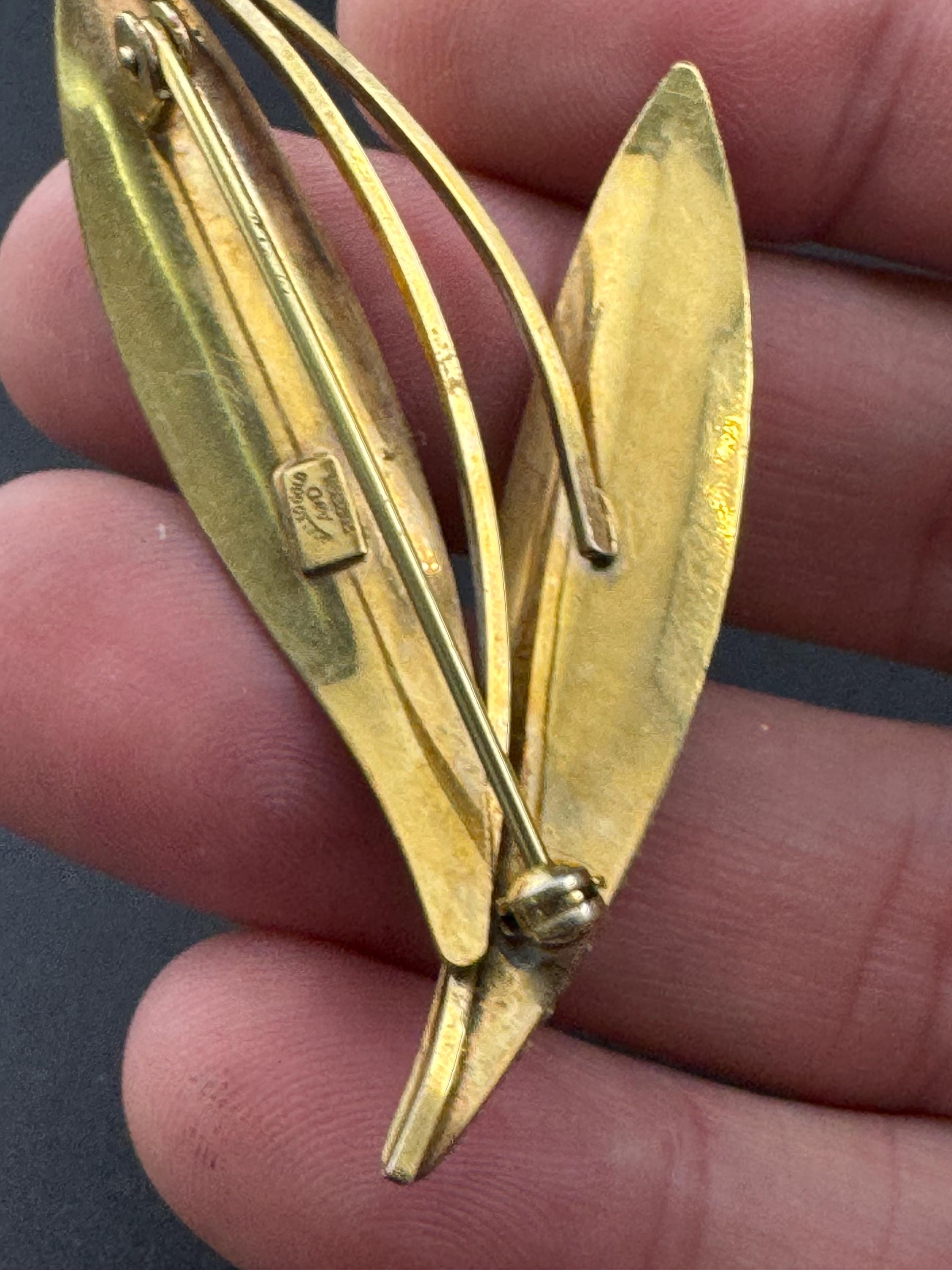 Signed A&D Rolled Gold textured abstract leaf foliat brooch 1950s