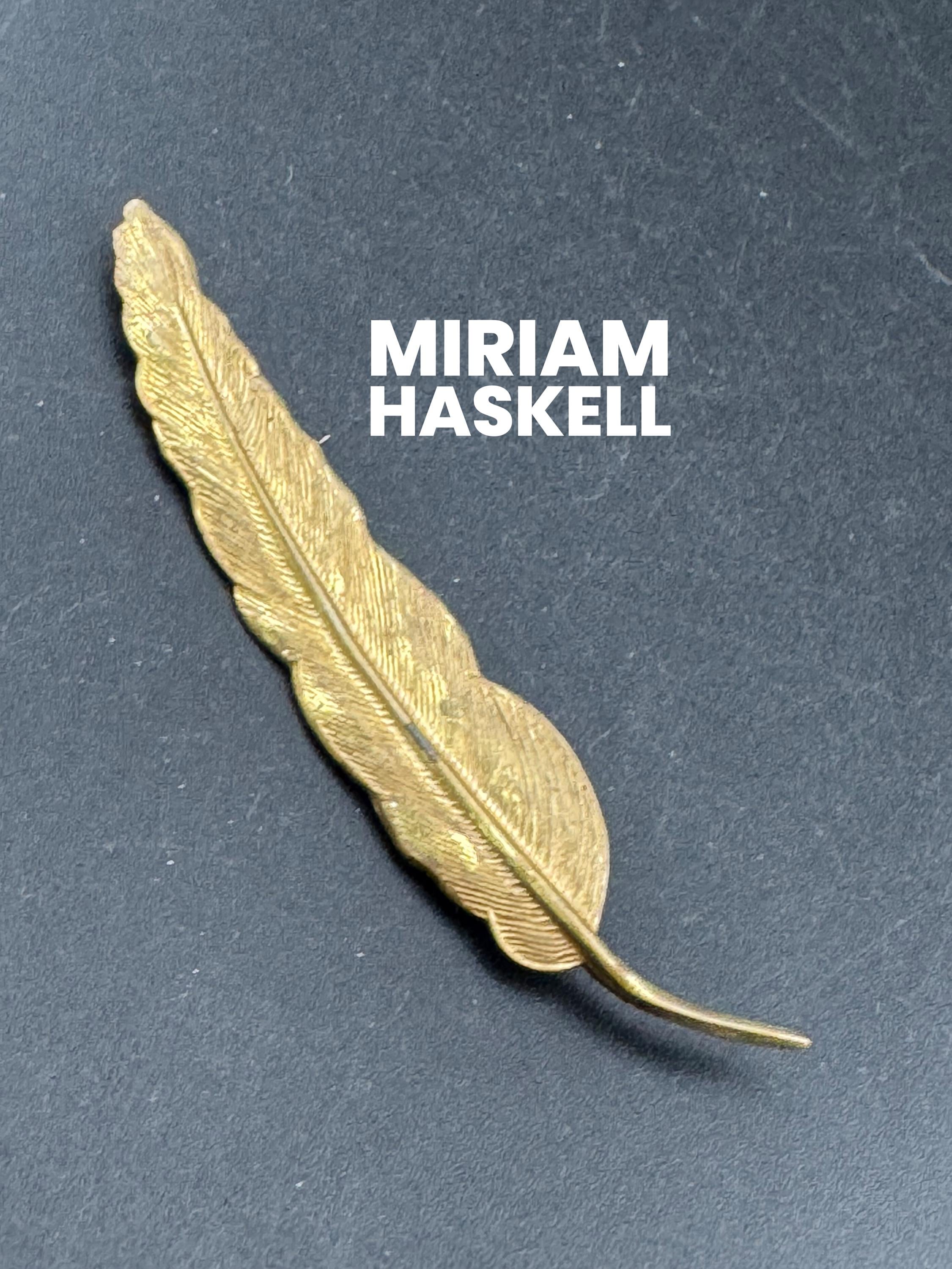 Signed Miriam Haskell vintage long 9cm modernist mid century gold tone leaf brooch