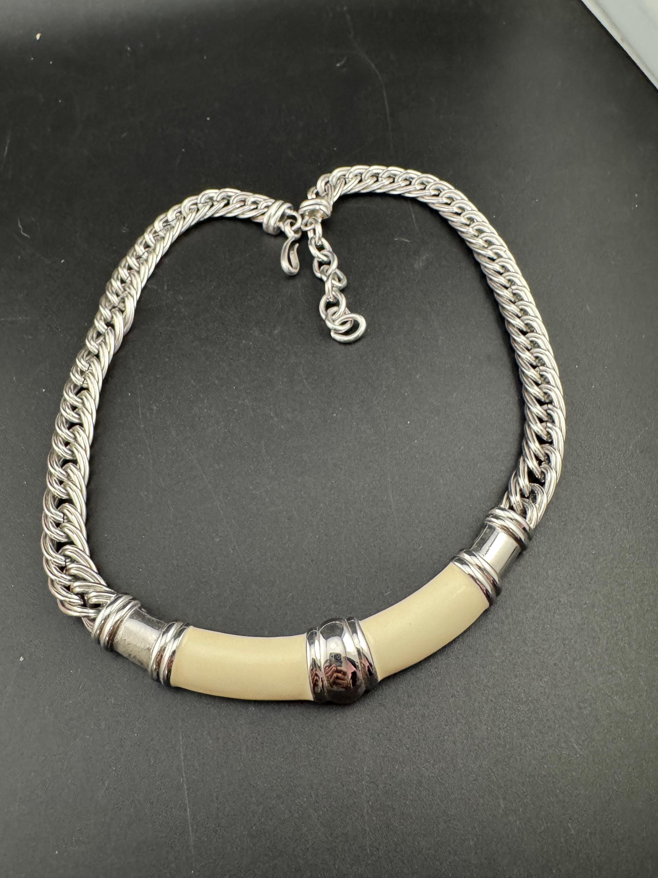 Signed Monet Cream Enamel Choker Necklace: Silver Tone Adjustable Chain