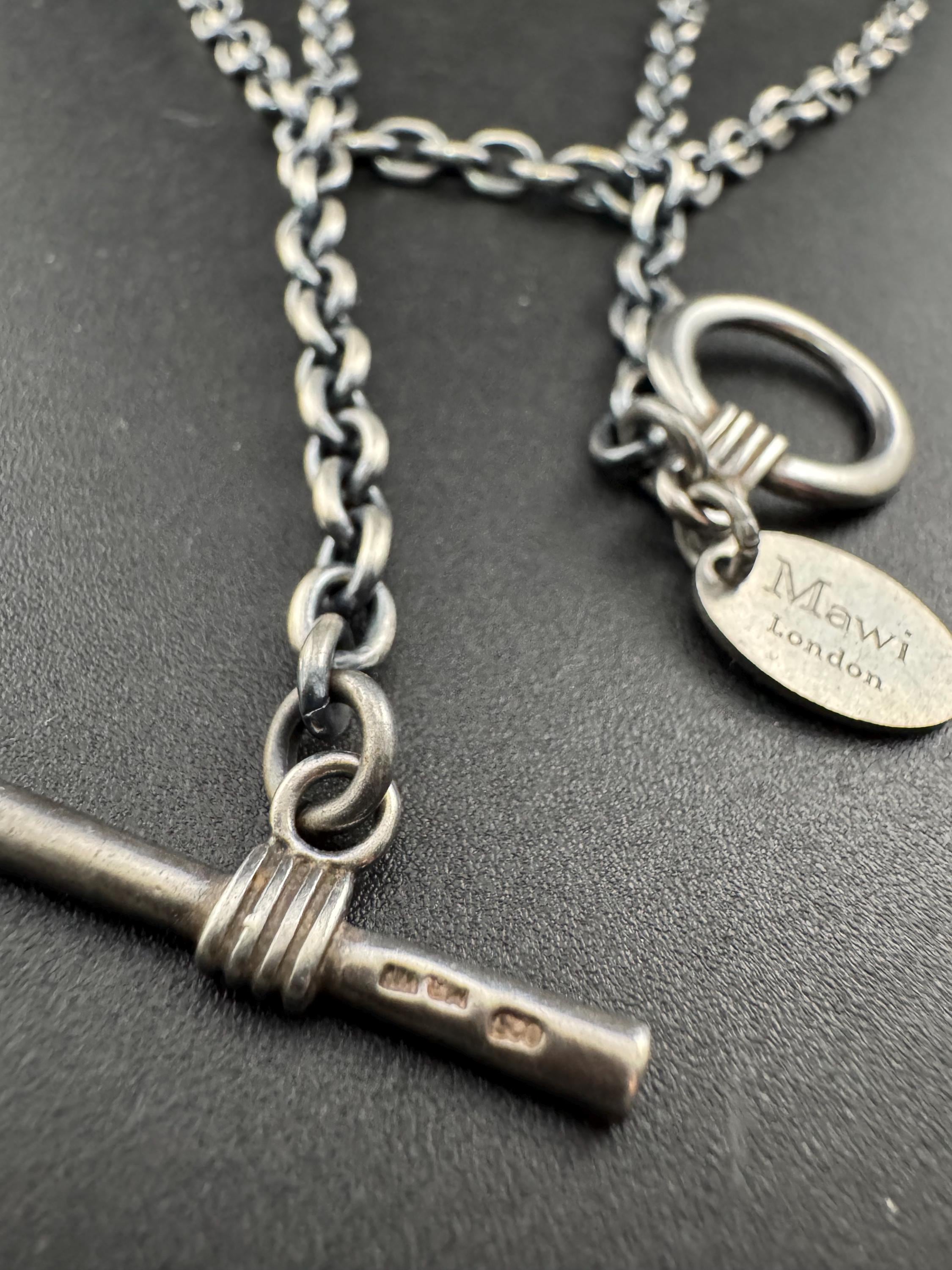 MAWI London Sterling Silver Chain Necklace: Darkened Cable Link, T-Bar