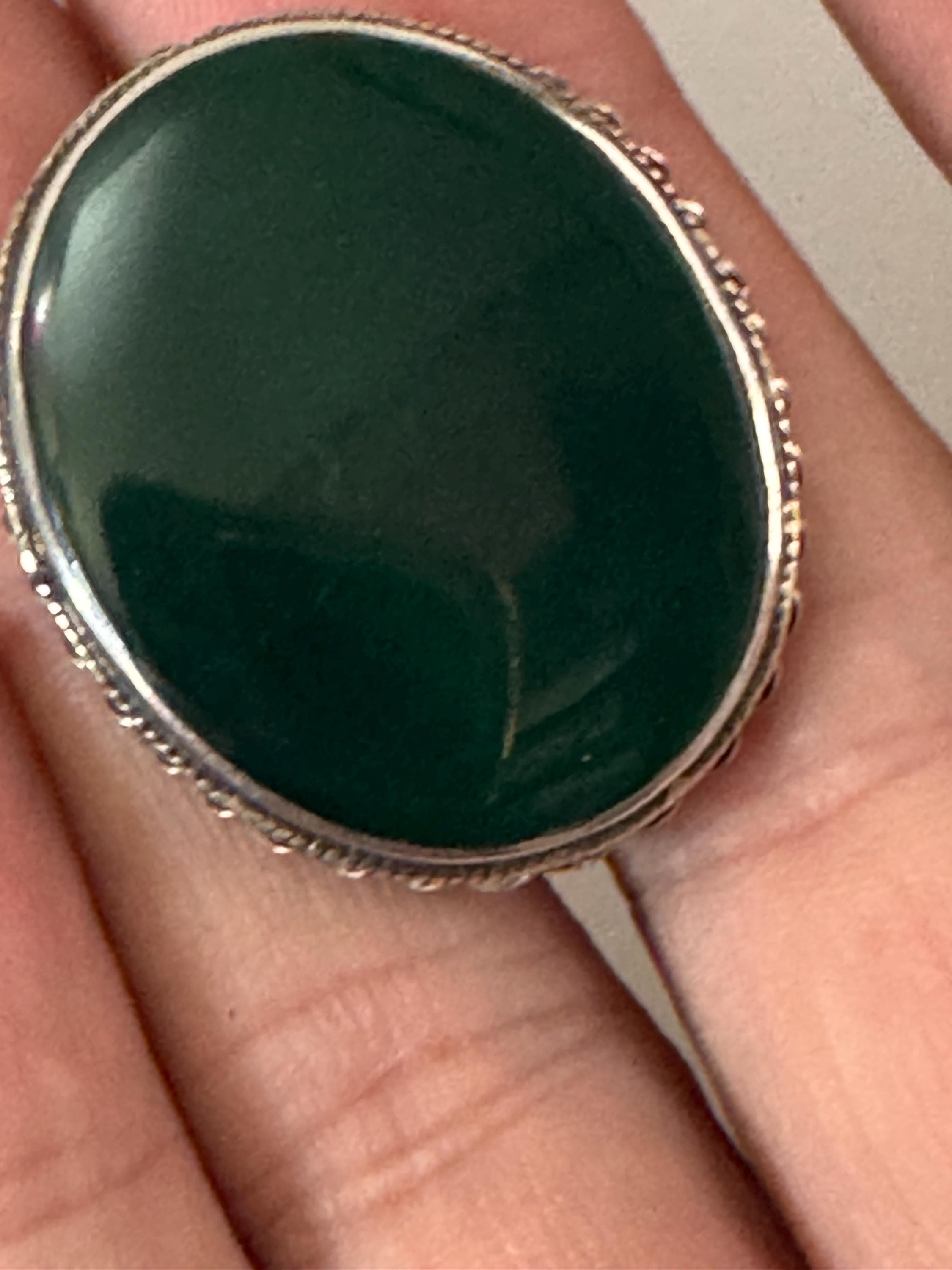Antique Vintage Art Deco Green gemstone Sterling 925 silver oval Brooch full hallmarks 1941