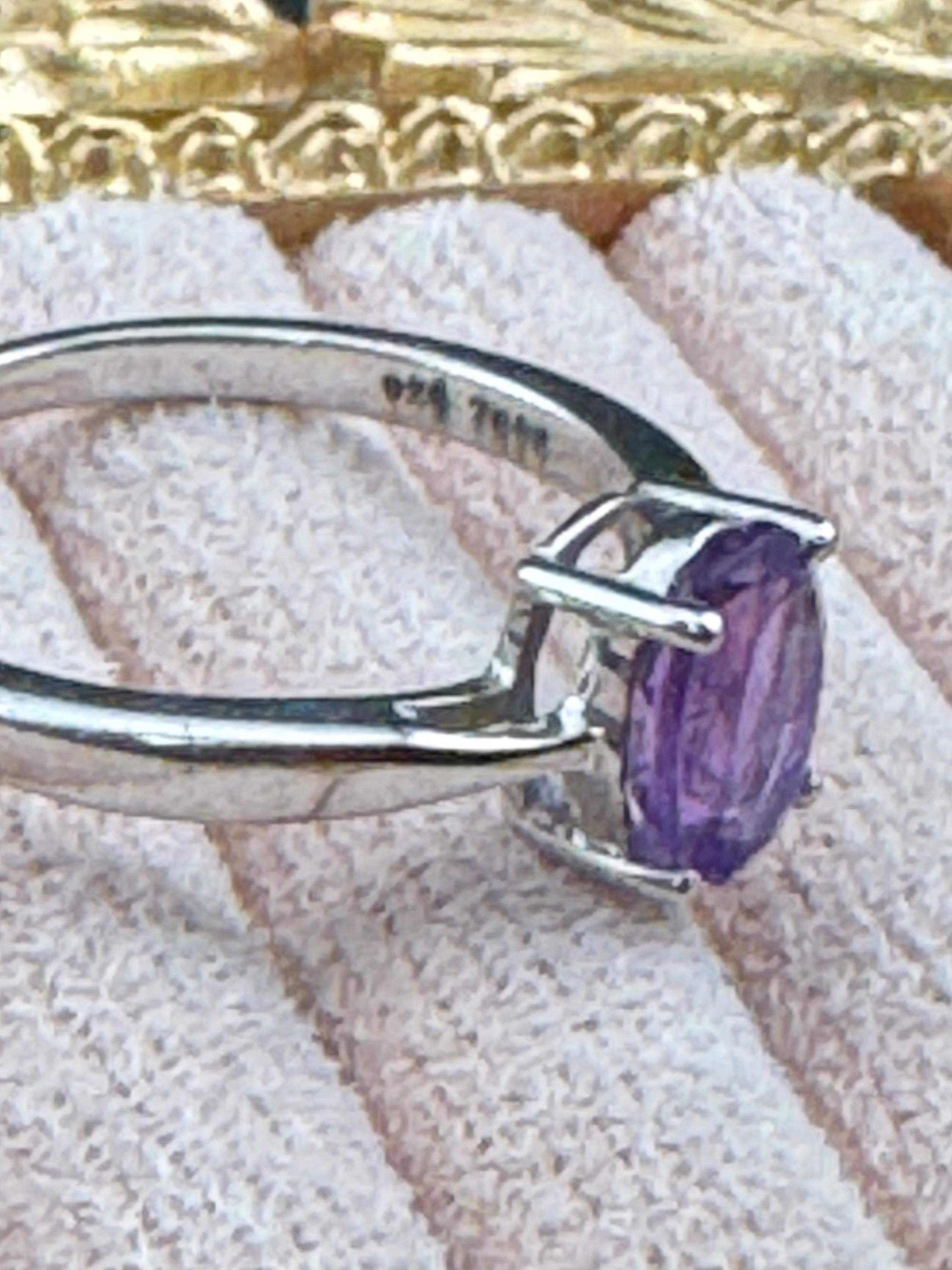 Retro Purple Gemstone Sterling Silver Solitaire Ring - UK Size N.5