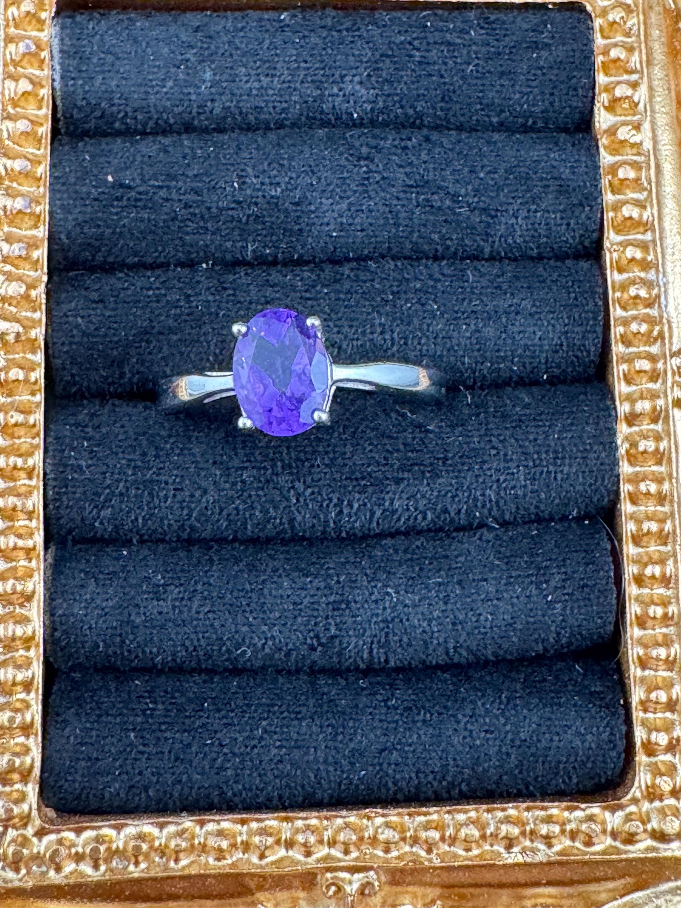 Retro Purple Gemstone Sterling Silver Solitaire Ring - UK Size N.5