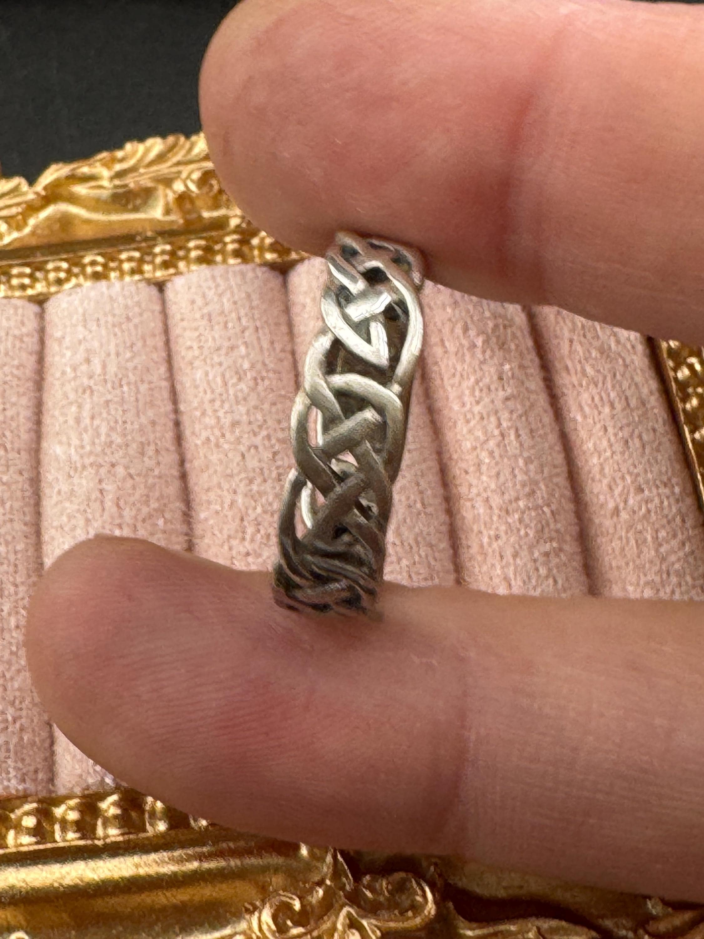 Size R 925 sterling silver openwork  art nouveau Celtic style band dress ring