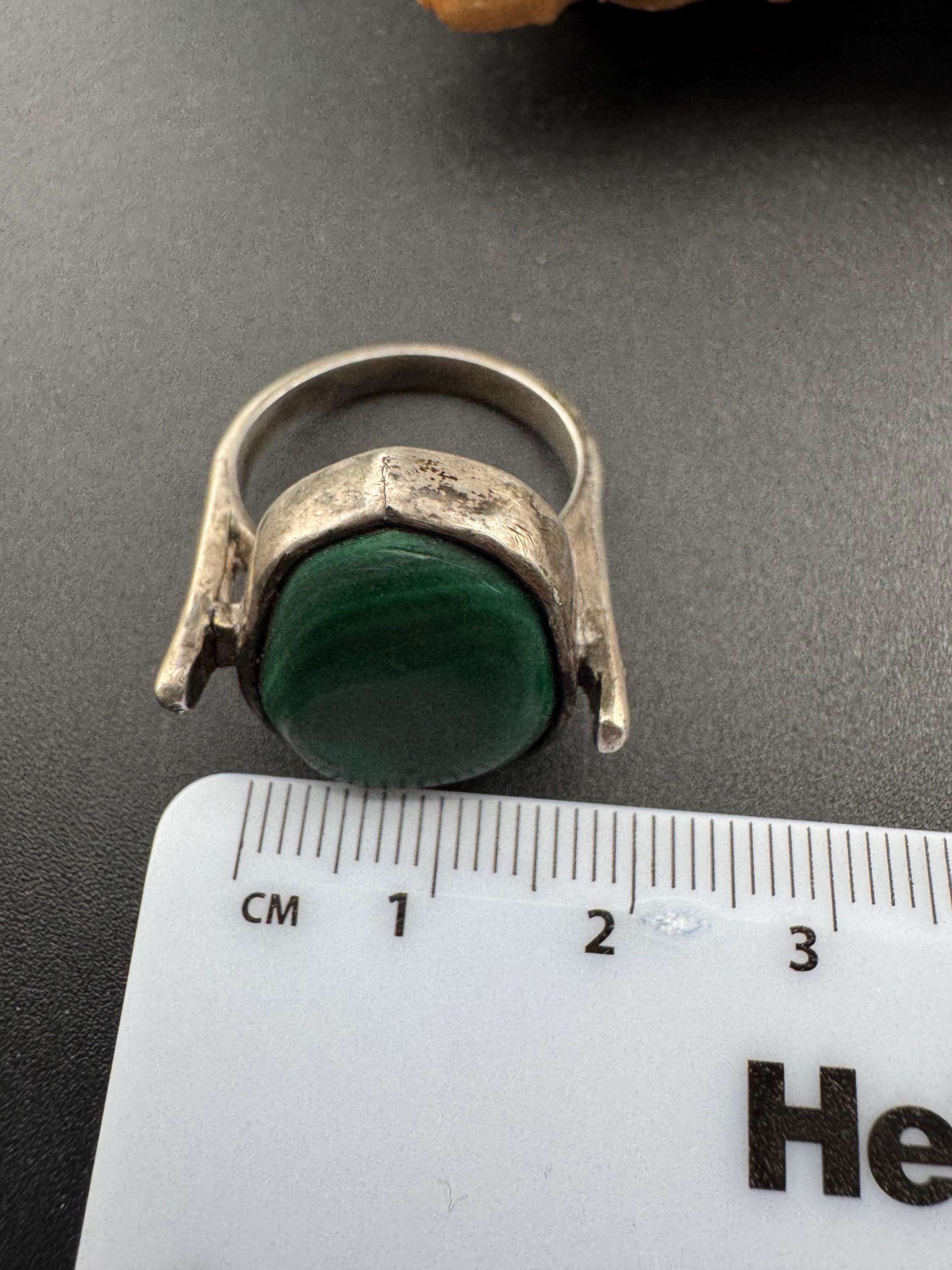 Size S.5 T Vintage 925 sterling silver green malachite gemstone ring , modernist 1970s