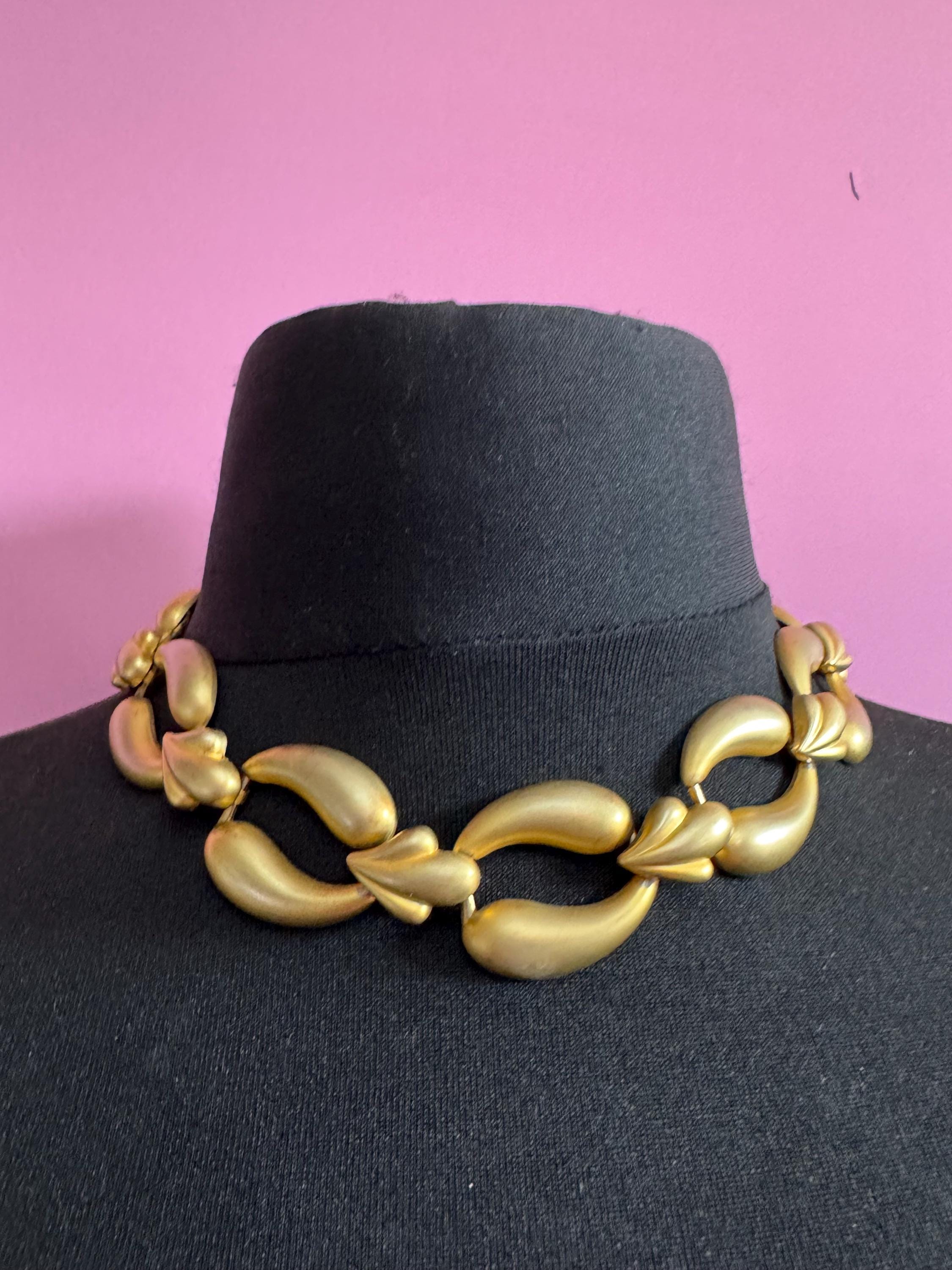 Retro Matt yellow gold tone chunky chain collar necklace 46cm