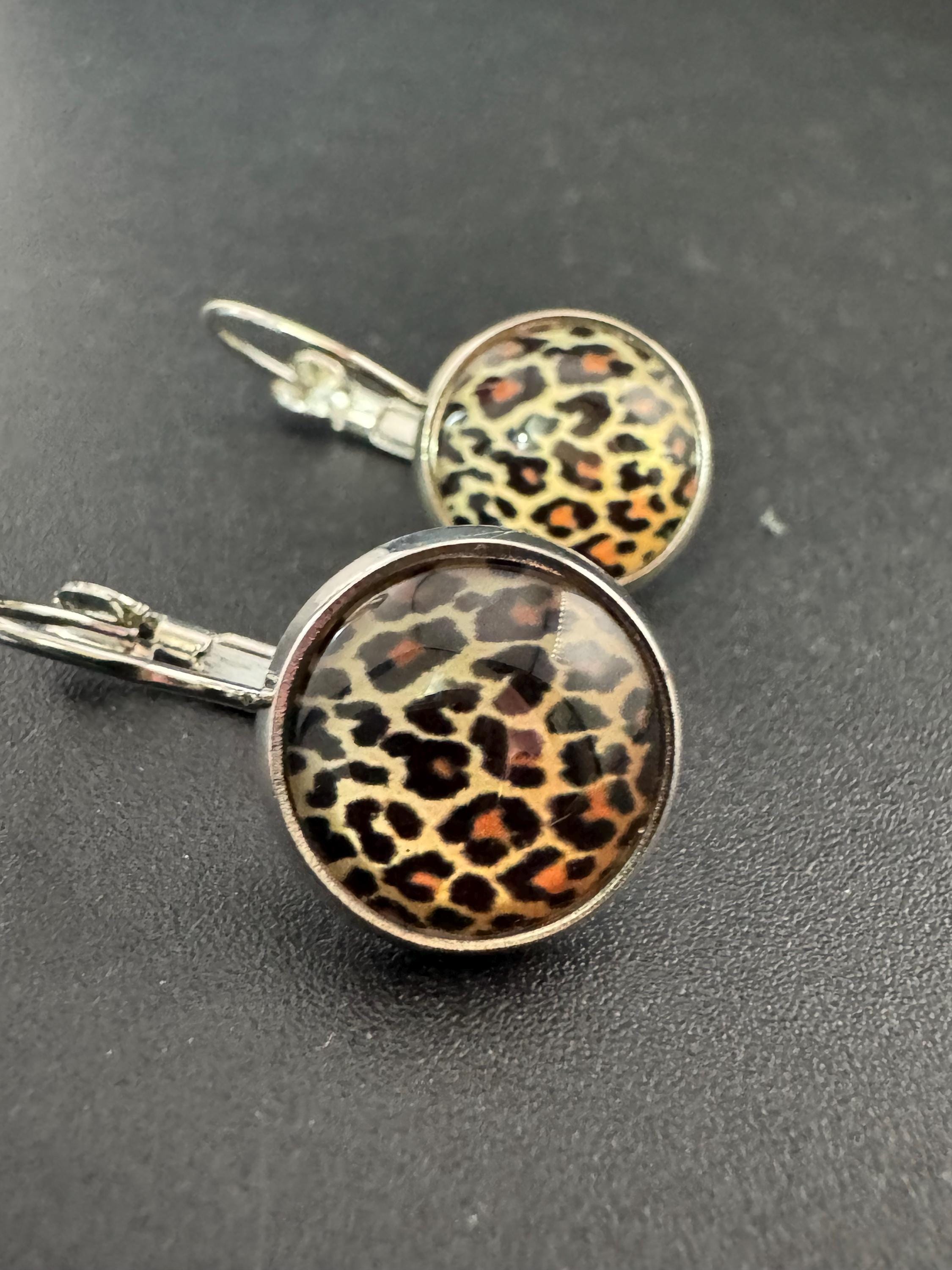 14mm Silver Brown animal Leopard print drop earrings, silver tone lever back glass cabochons.