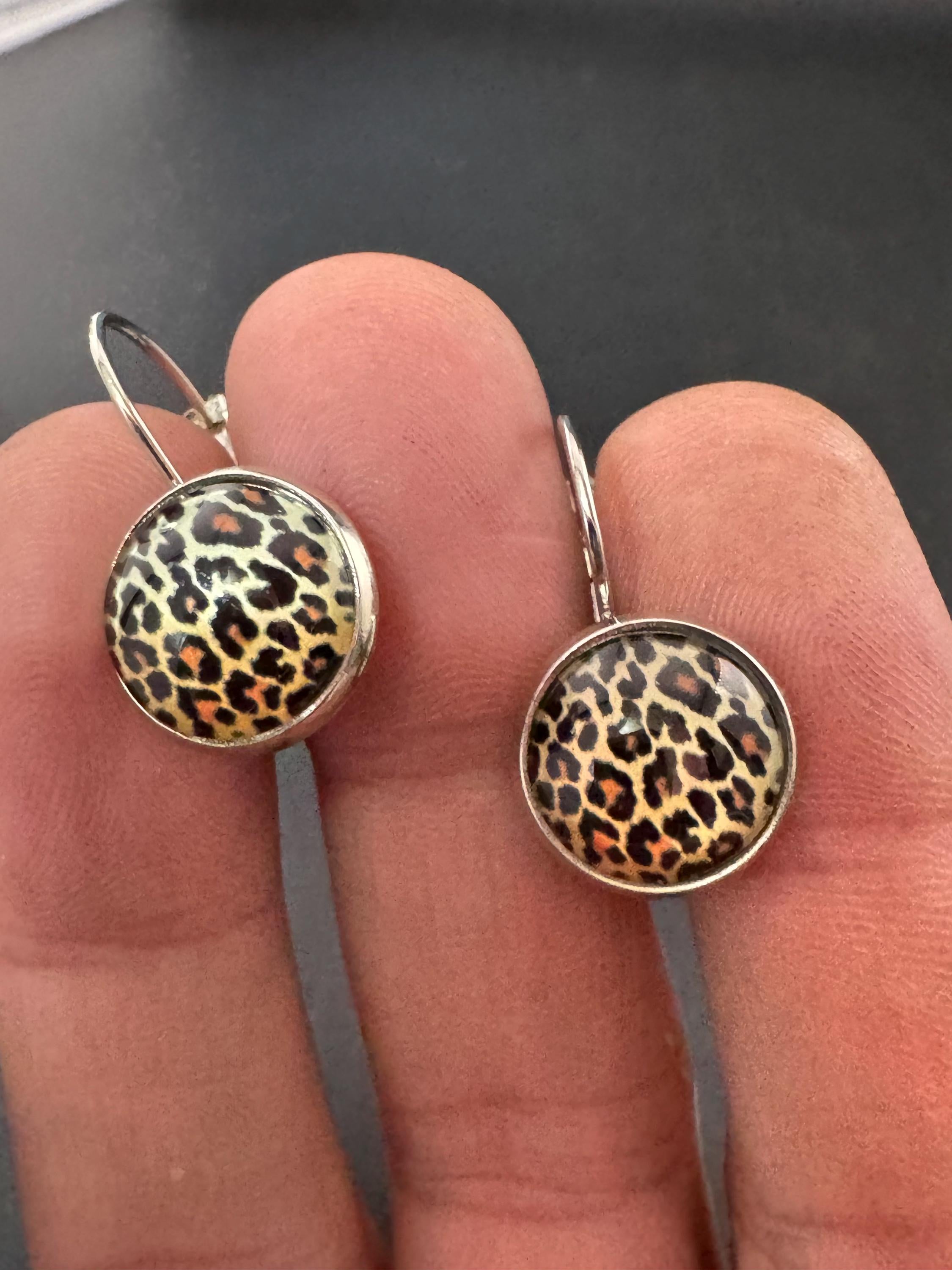 14mm Silver Brown animal Leopard print drop earrings, silver tone lever back glass cabochons.