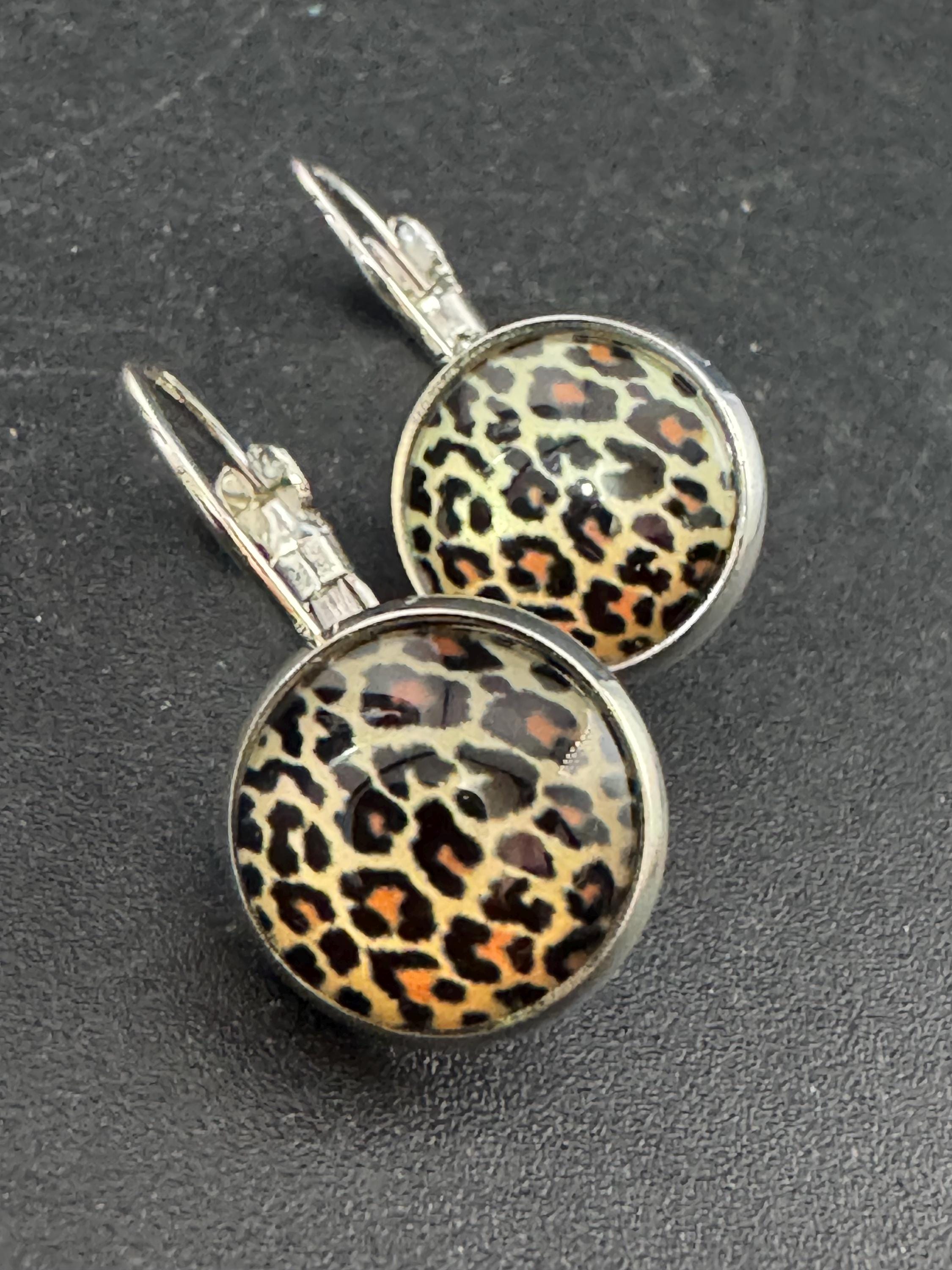14mm Silver Brown animal Leopard print drop earrings, silver tone lever back glass cabochons.