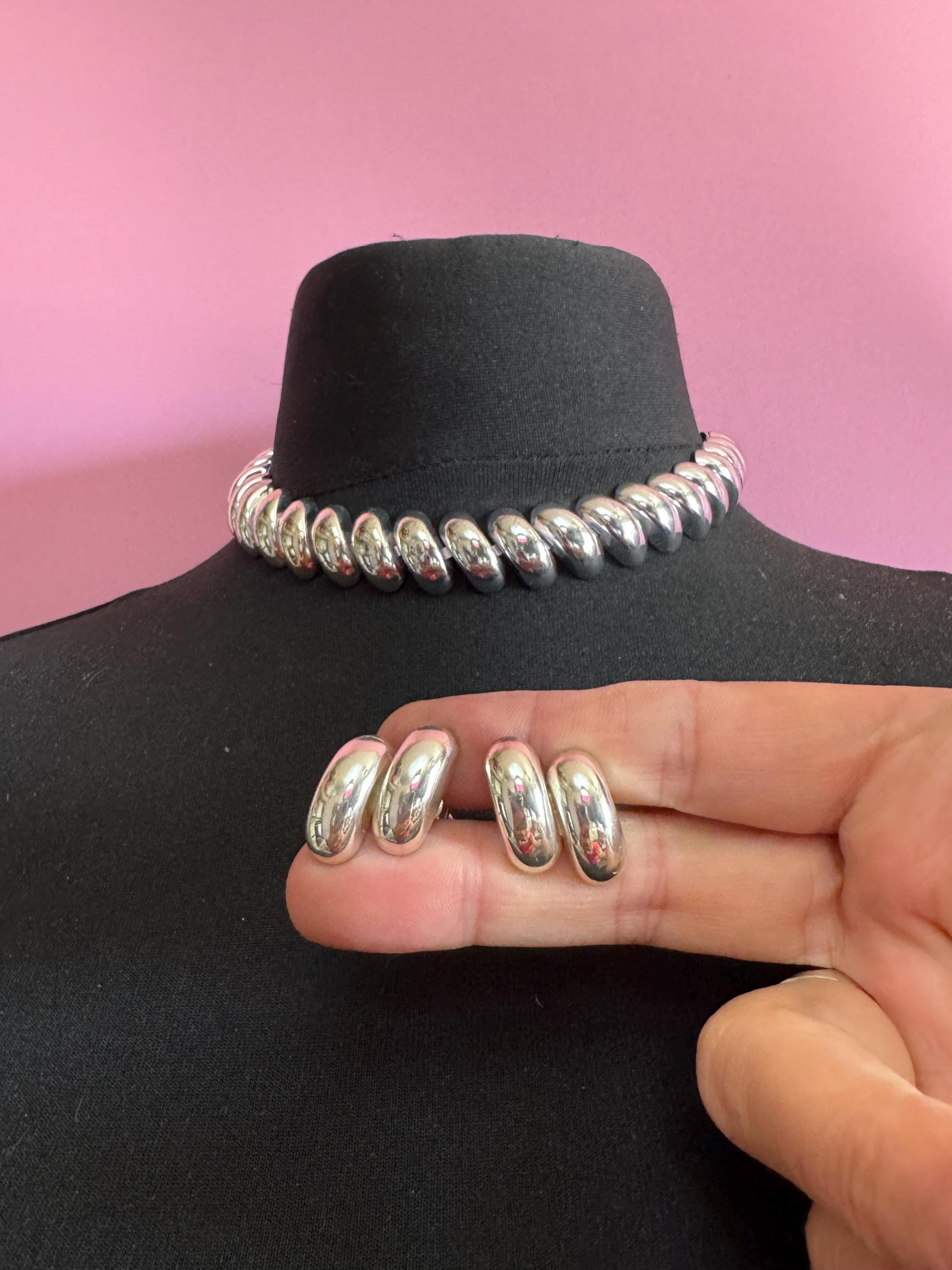 Signed Napier vintage silver tone chunky wide panel link choker necklace and matching screw back clip on earrings,  jewellery set
