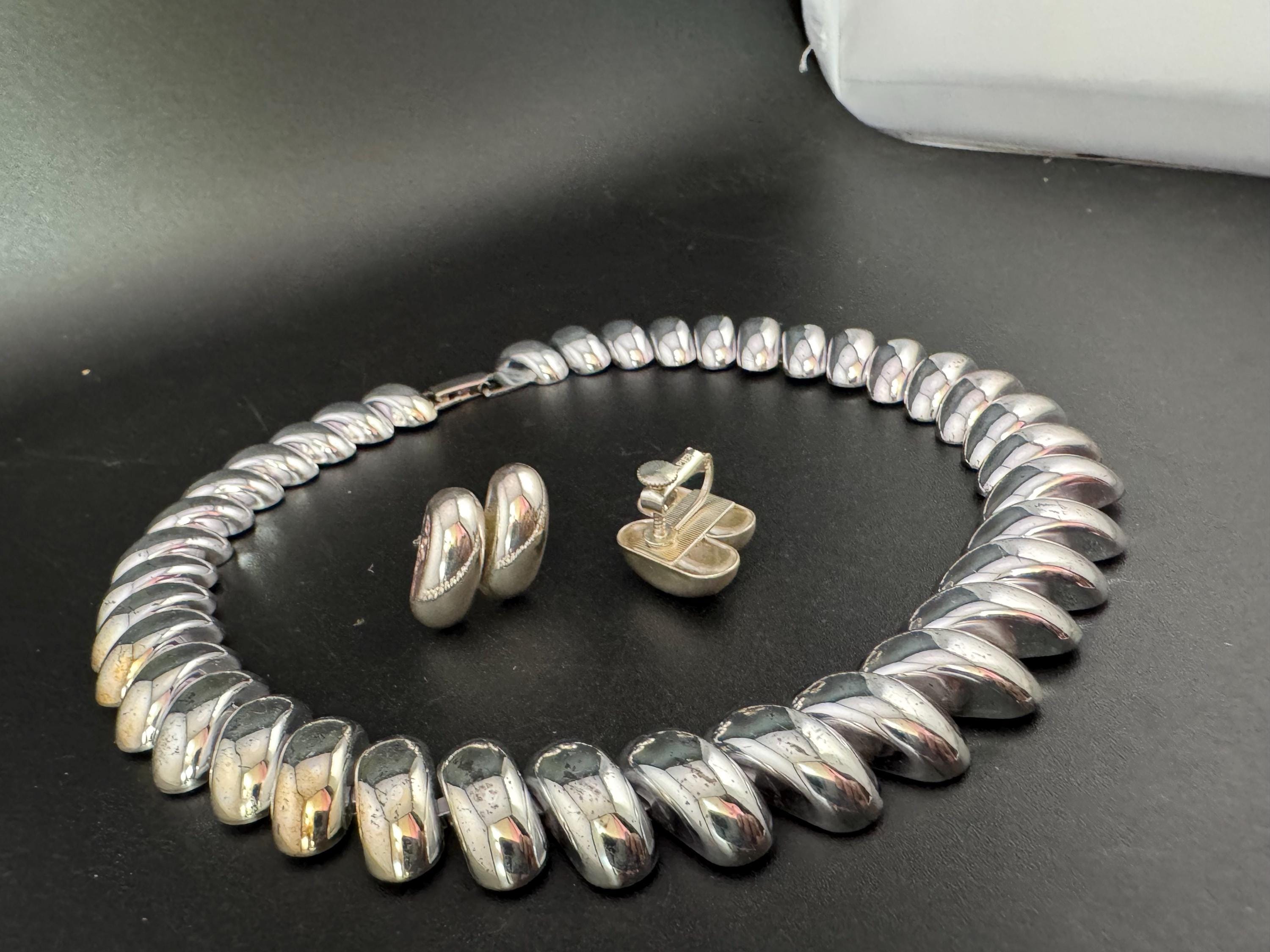 Vintage signed Napier Silver Tone Choker Necklace & Earrings Set