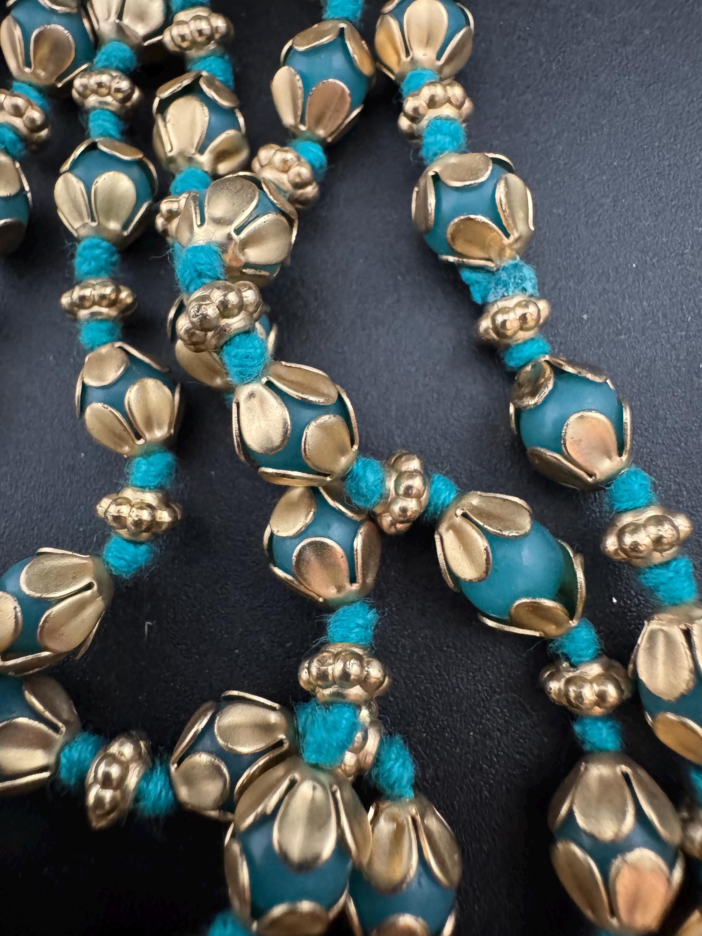 Vintage old turquoise glass beaded matt gold tone long bead necklace blue