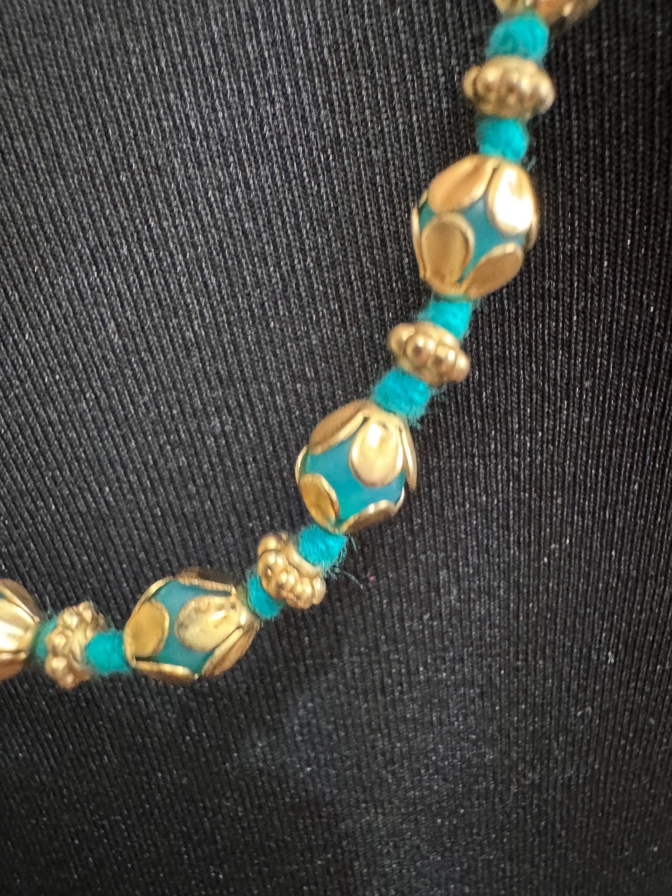 Vintage old turquoise glass beaded matt gold tone long bead necklace blue
