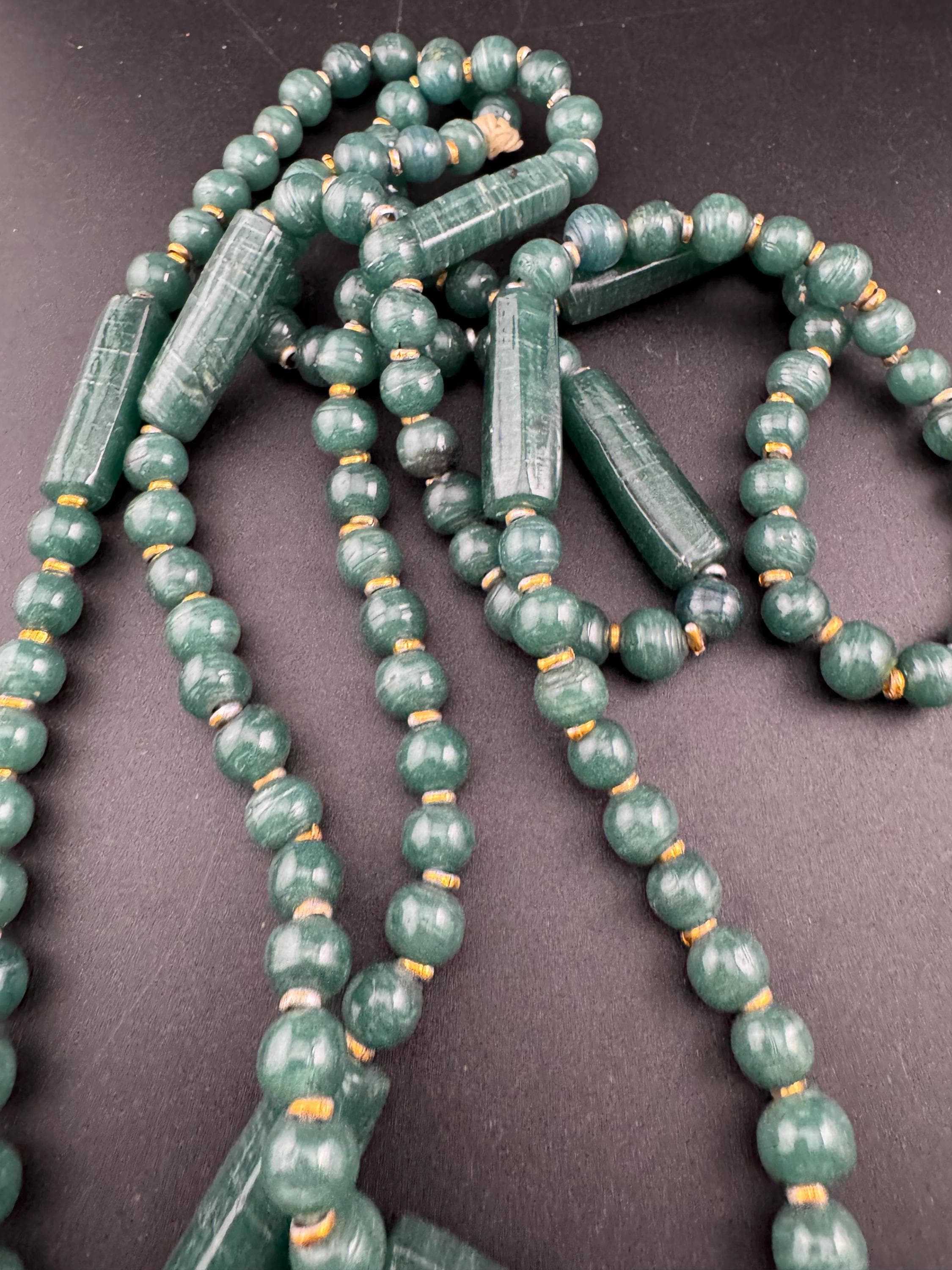 Vintage Green Jade agate very long Beaded necklace, natural gemstone beads, untested 150cm