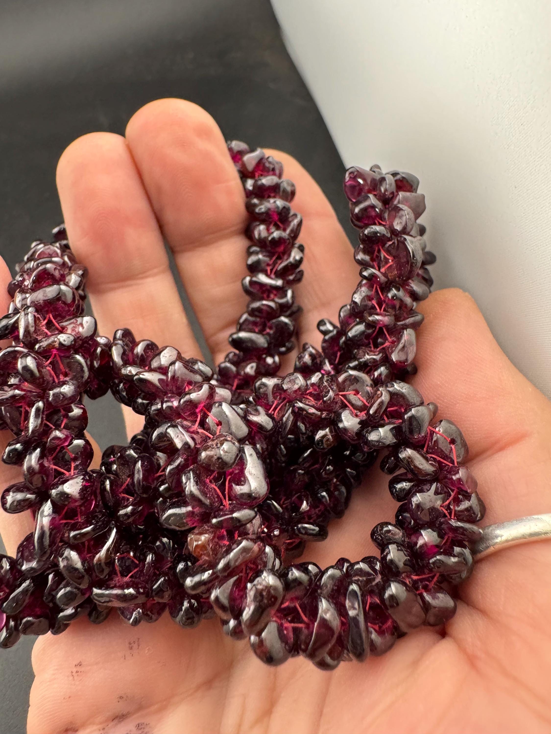 Antique Art Deco natural garnet red purple gemstone beaded necklace 64cm