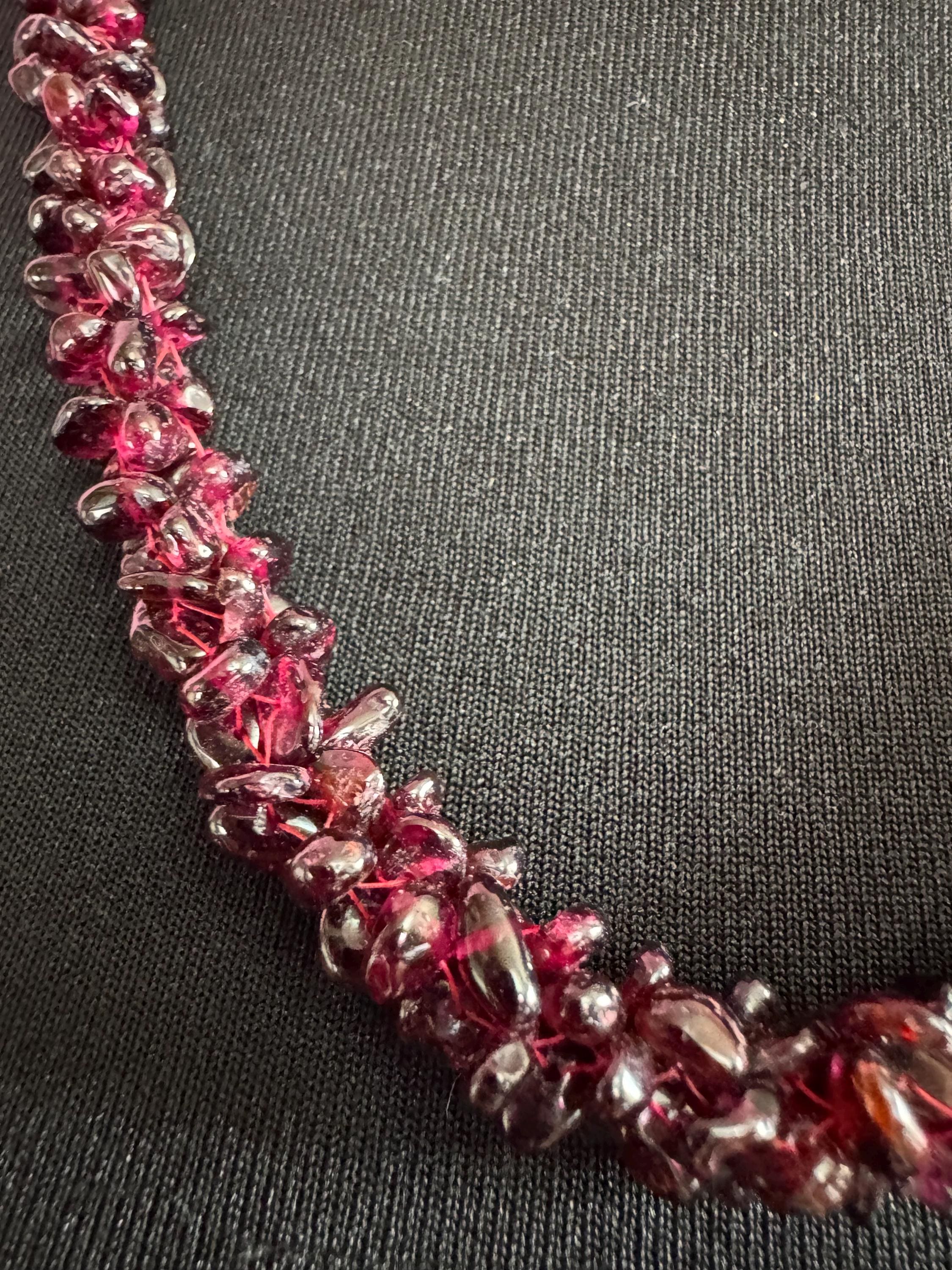 Antique Art Deco natural garnet red purple gemstone beaded necklace 64cm
