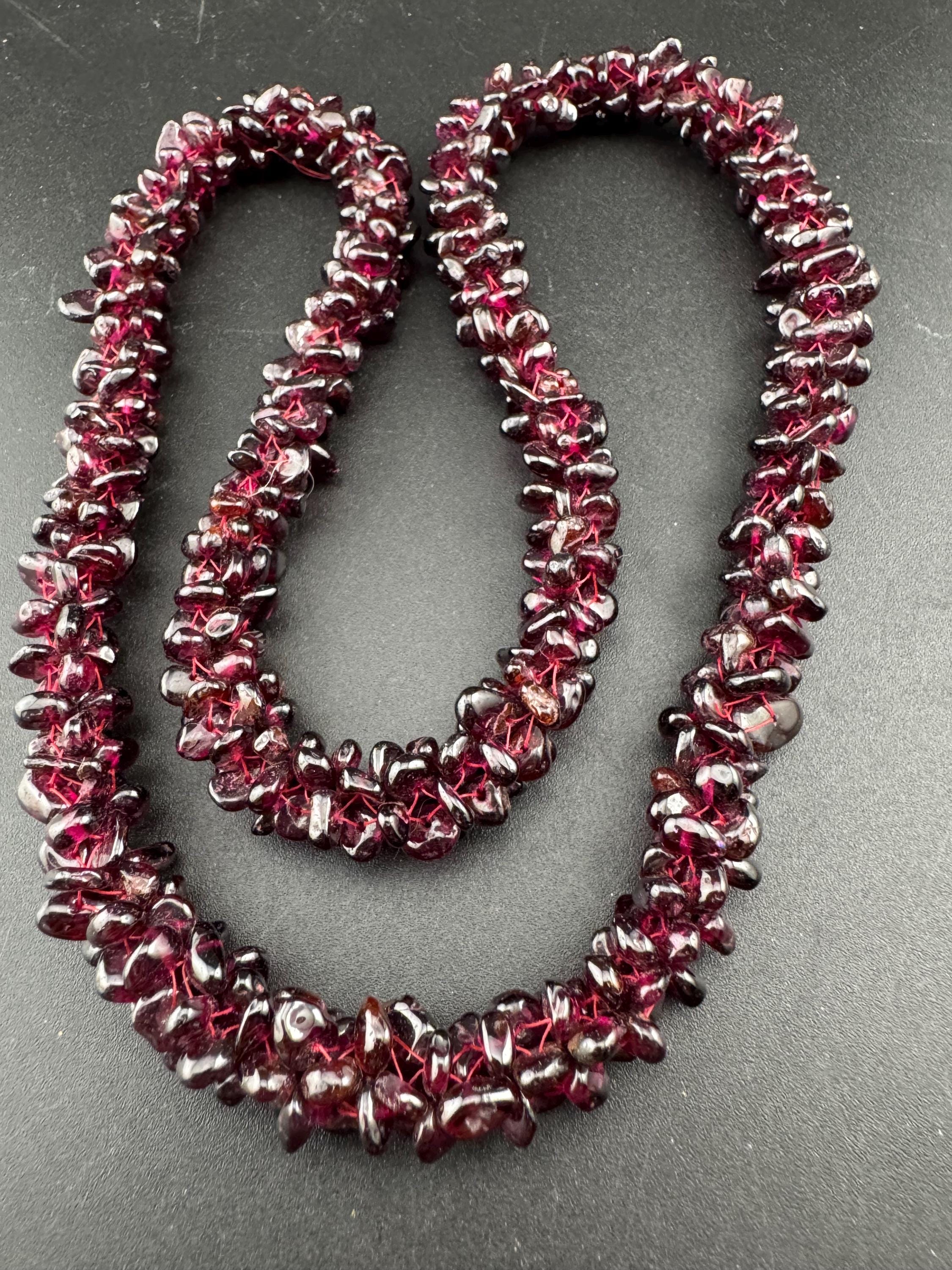 Antique Art Deco natural garnet red purple gemstone beaded necklace 64cm