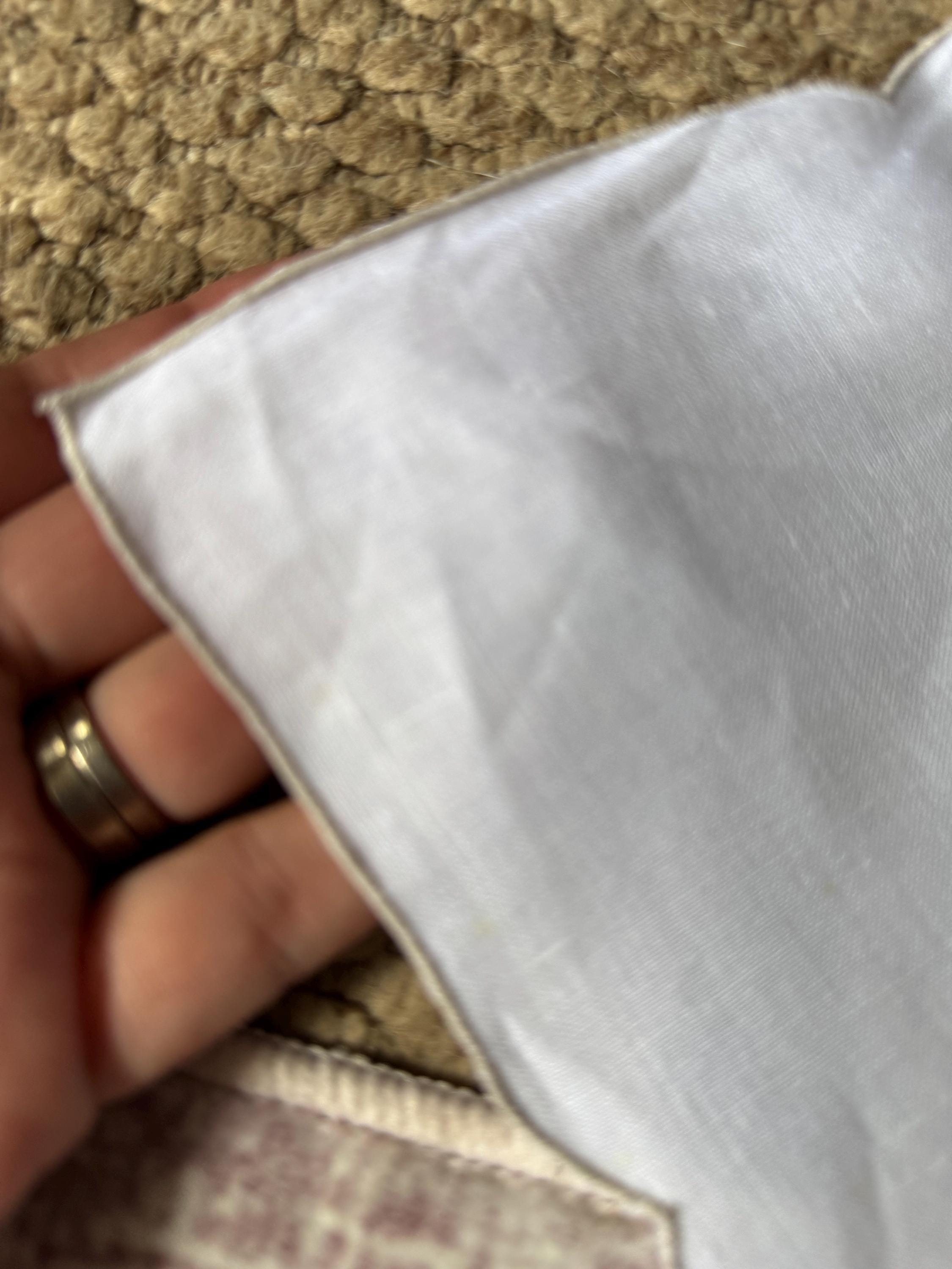 Vintage Embroidered Floral Tablecloth: Mid-Century Pastel Linen (105 x 108cm)