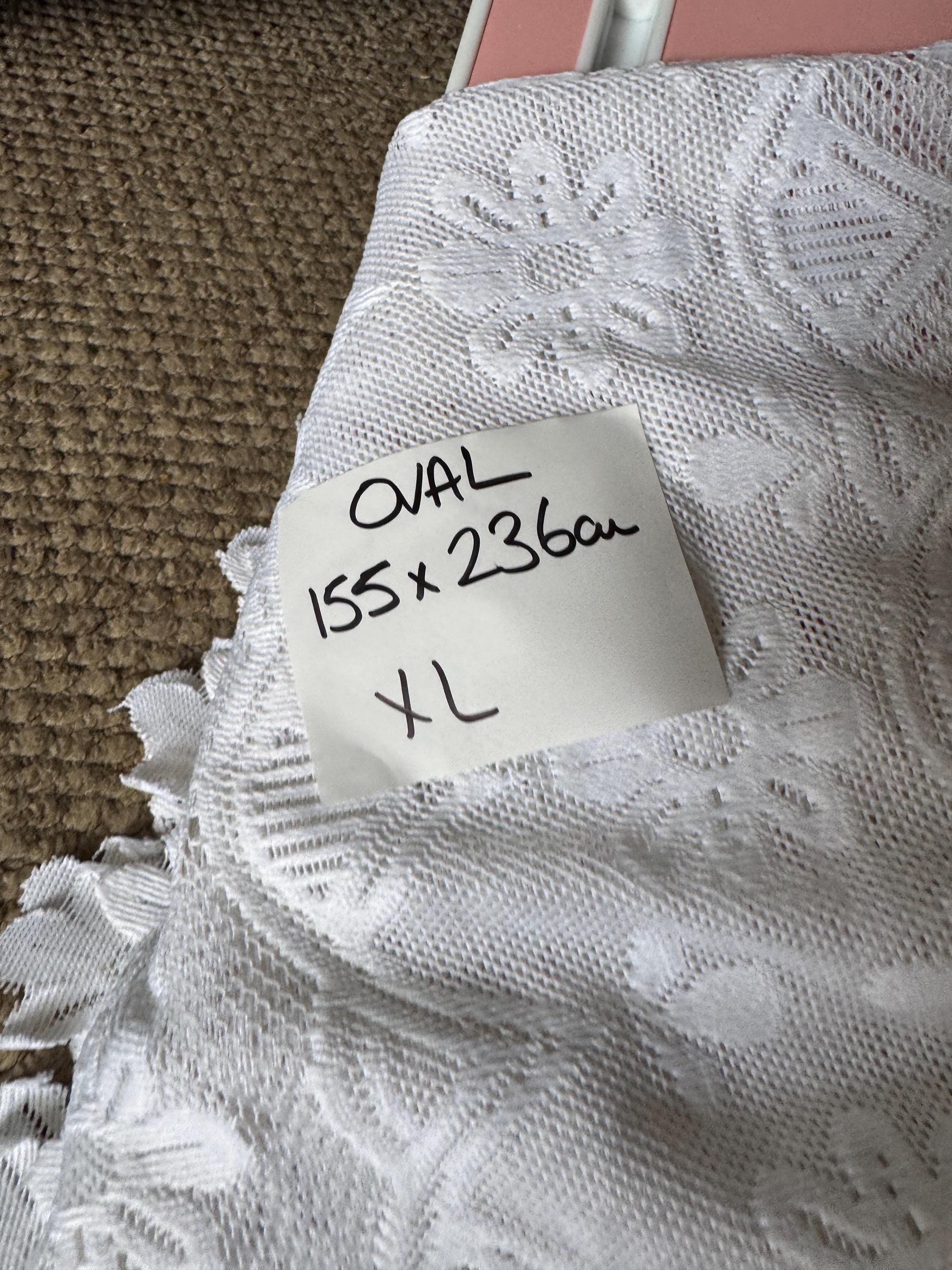 XL 155 x 236cm Vintage machine lace large oval table cloth plain white cut out work, cottage chateau