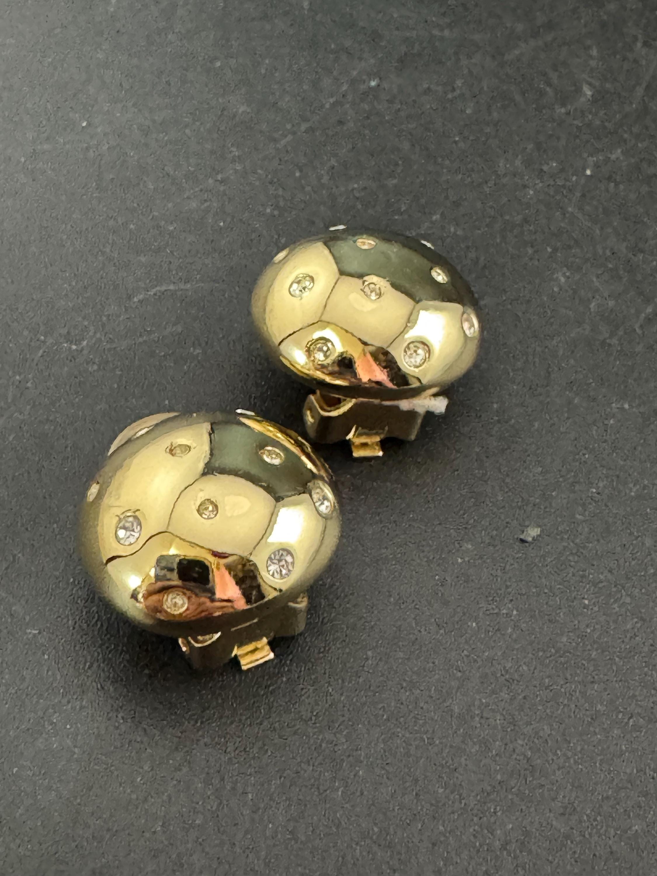 Signed GROSSE Vintage diamanté clear rhinestone paste gold tone domed clip on stud earrings