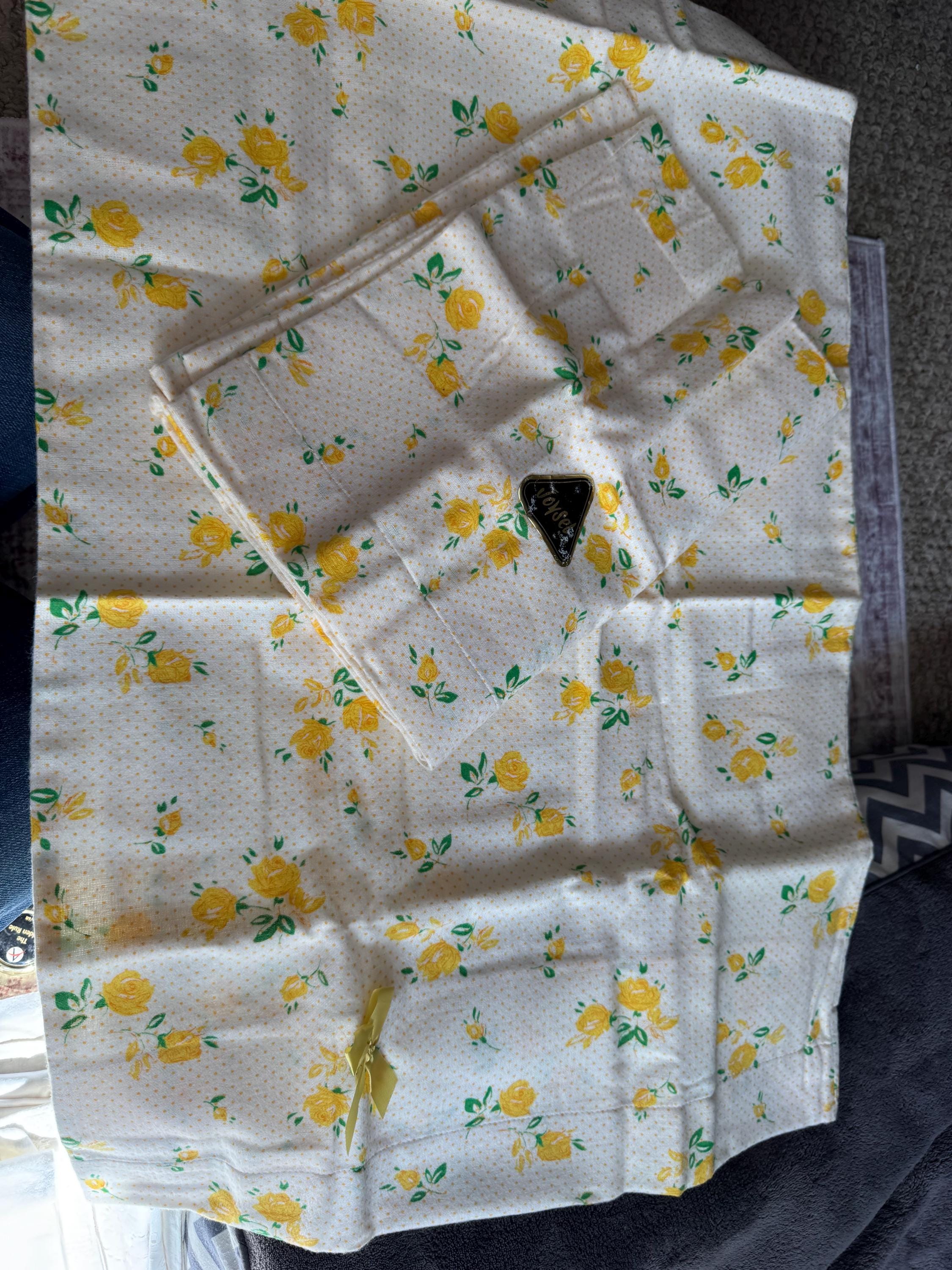 Pair 2 pillowcases flannelette brushed cotton cream and yellow flowers joyset Autumn winter cottage vintage bedding pillow cases 17 x 28