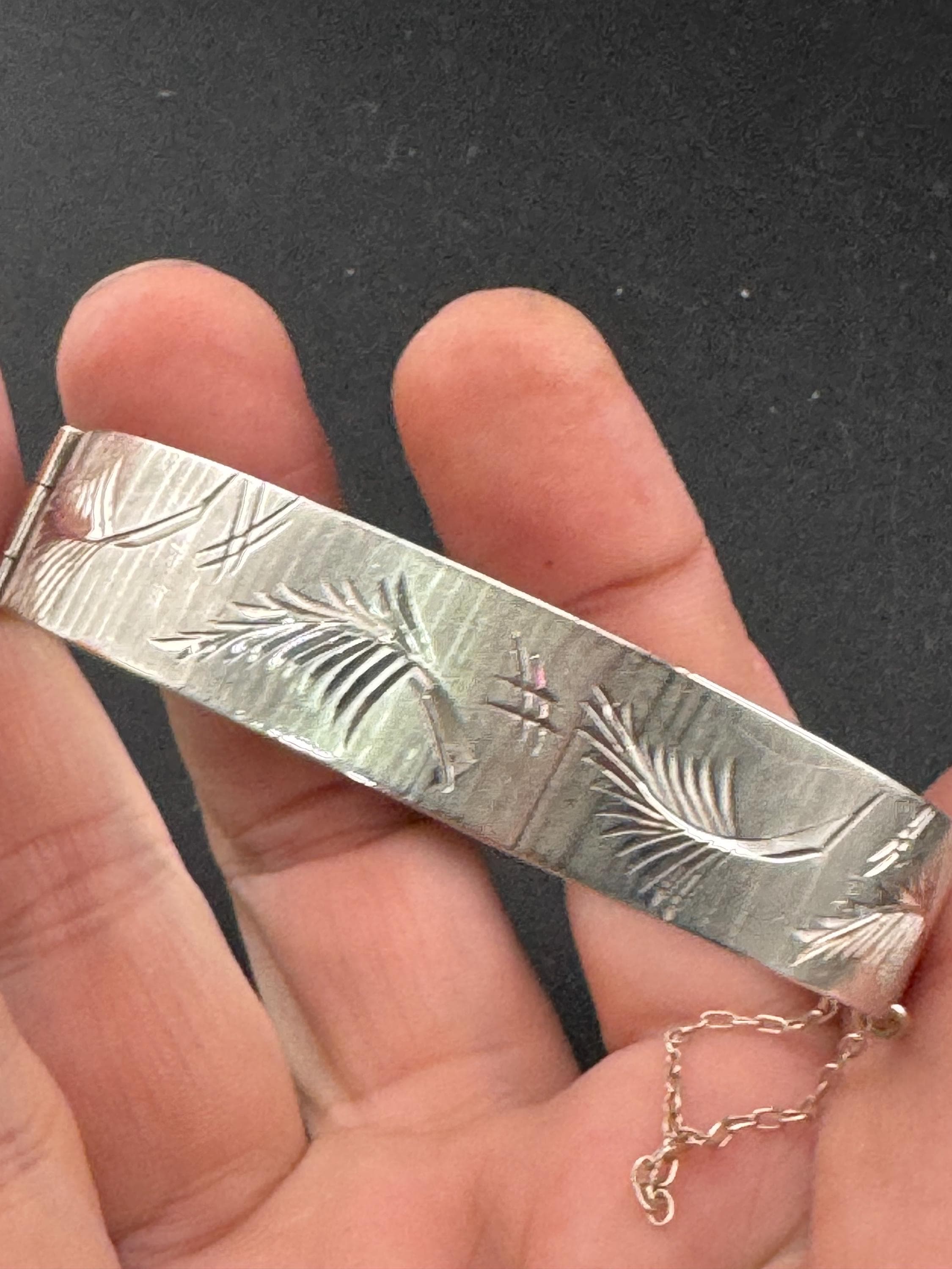1.5cm Wide sterling silver engraved floral 925 bangle 29.7 gms bracelet oversized full hallmarks