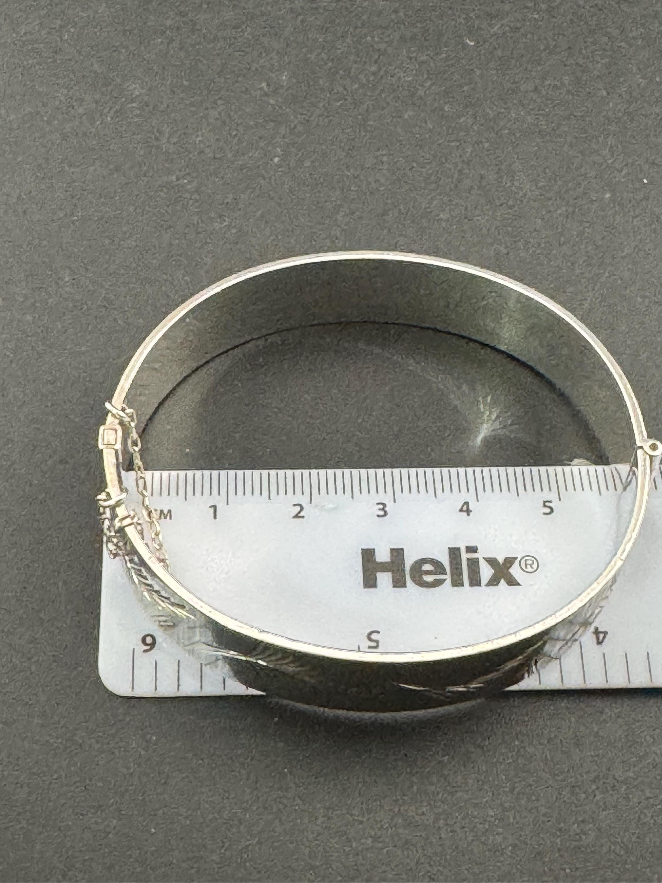1.5cm Wide sterling silver engraved floral 925 bangle 29.7 gms bracelet oversized full hallmarks