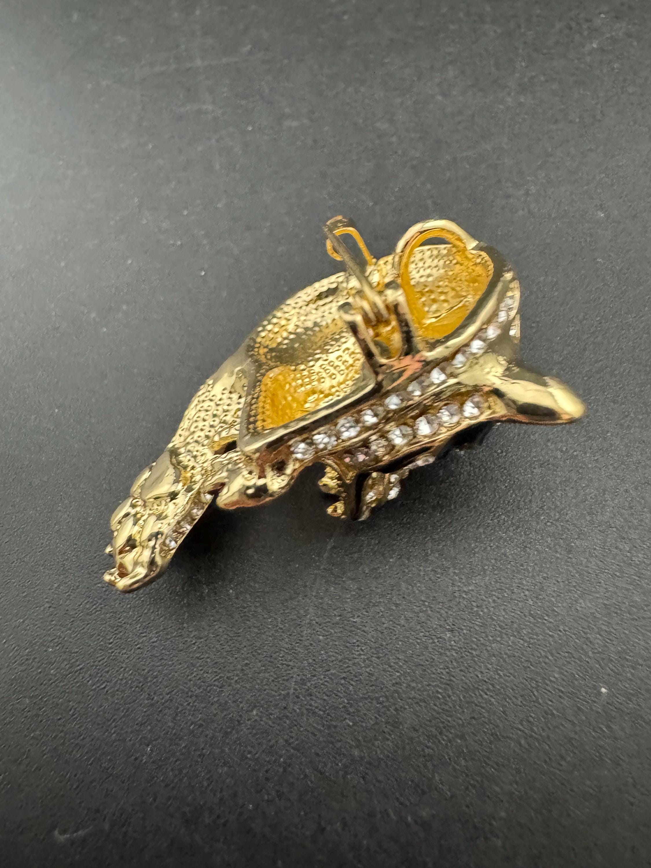 Retro Black Enamel Cat Brooch: Rhinestone Diamanté Roaring Tiger