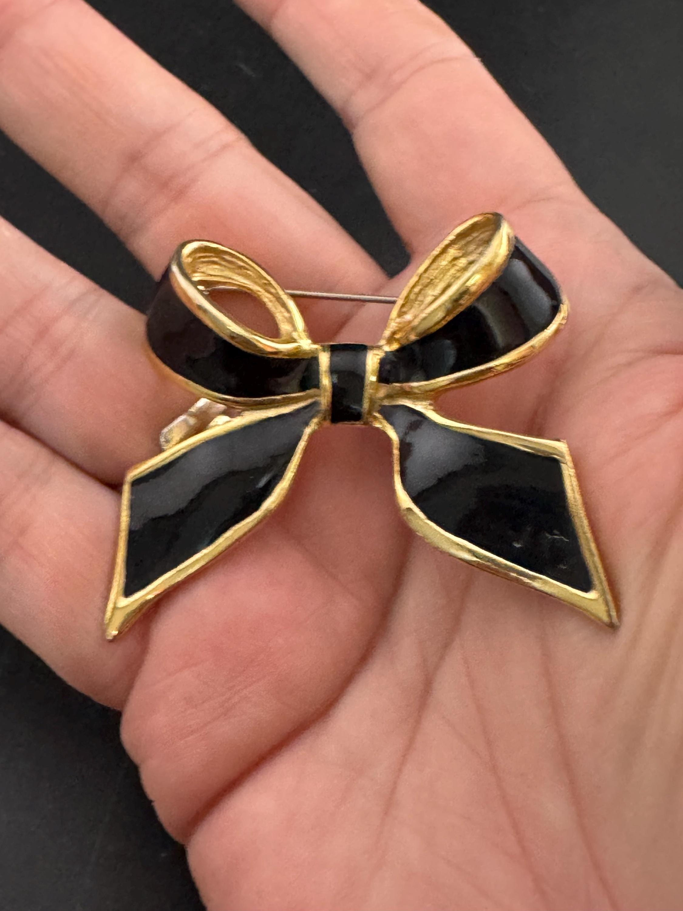 Vintage high end 5cm black  Enamel gold tone bow brooch