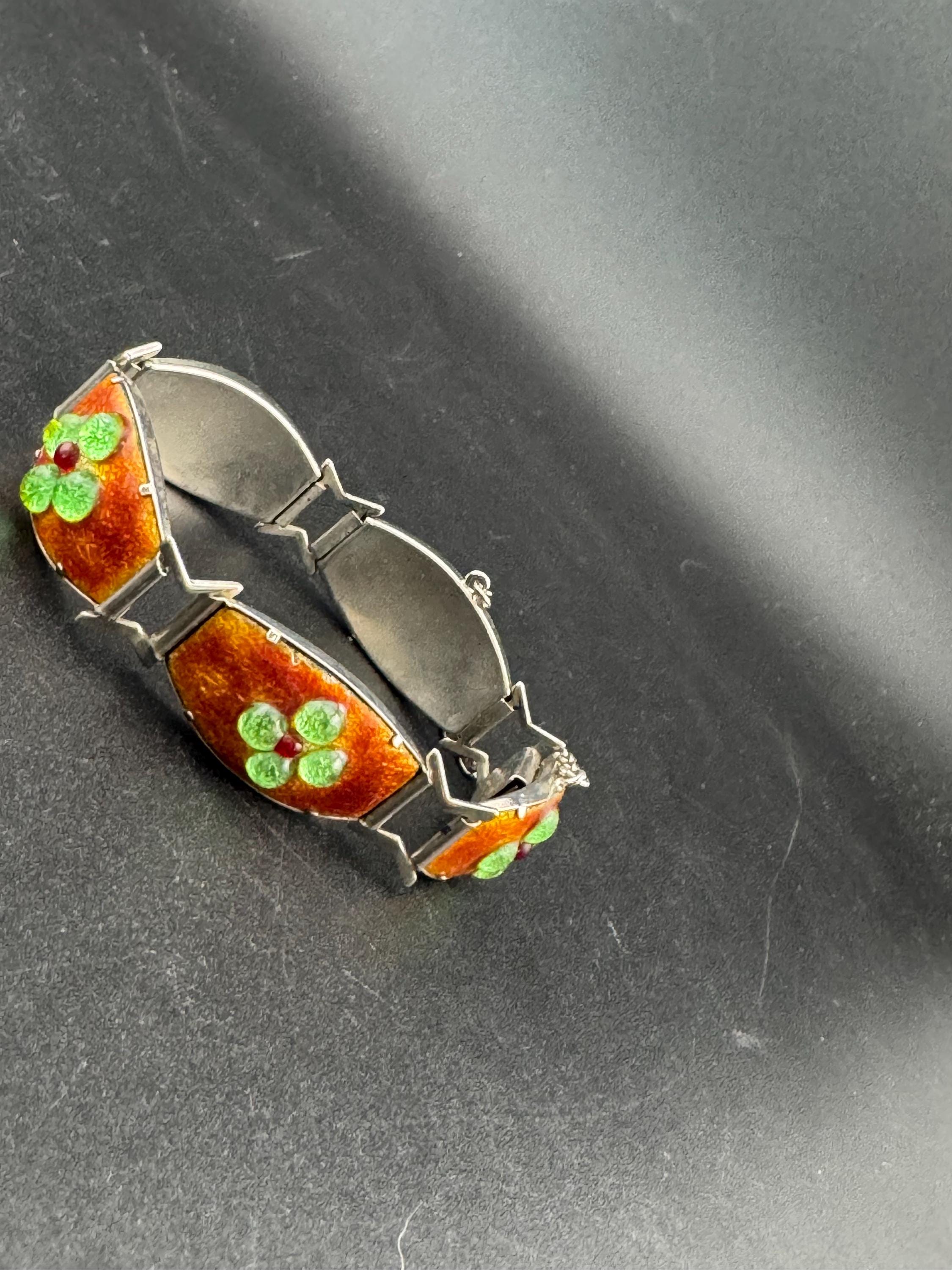 Vintage Silver chrome metal rust brown enamel panel link bracelet set with lime green cabochons