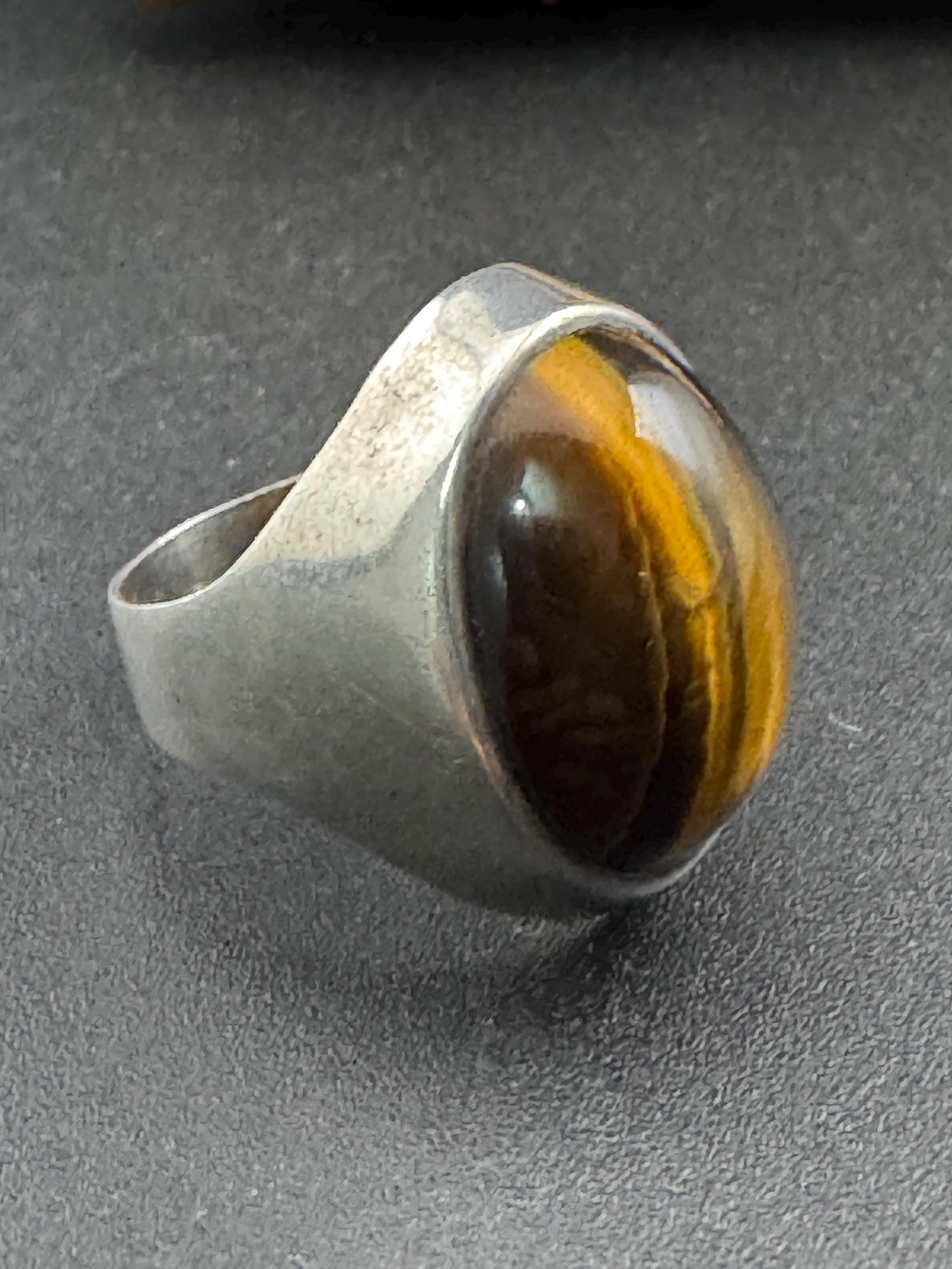 Size P chunky Vintage tigers eye gemstone 925 sterling silver ring , brutalist modernist 1970s