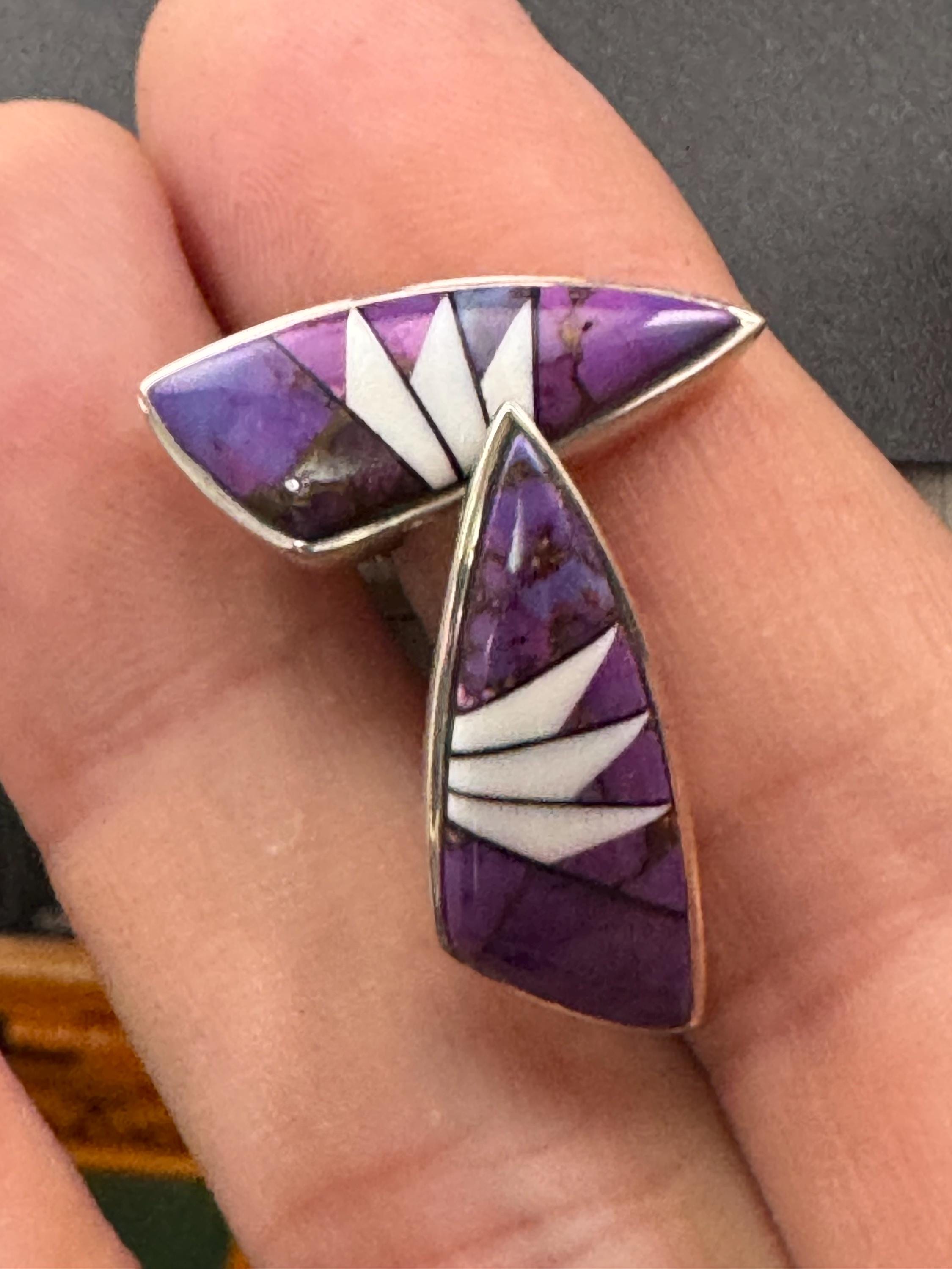 Vintage weighty modernist bright purple genstone triangular pierced stud earrings 925 sterling silver 4.9 grams