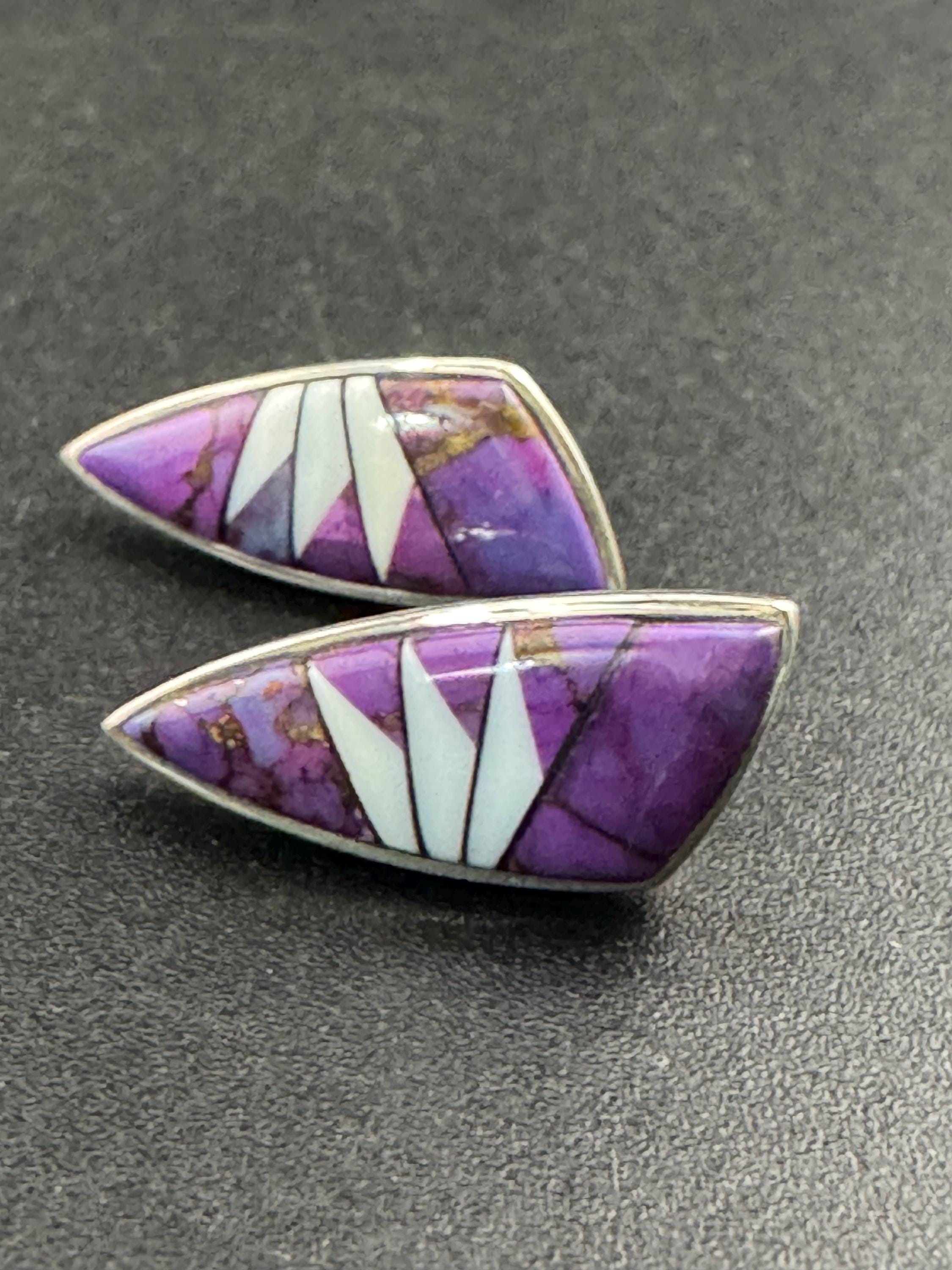 Vintage weighty modernist bright purple genstone triangular pierced stud earrings 925 sterling silver 4.9 grams