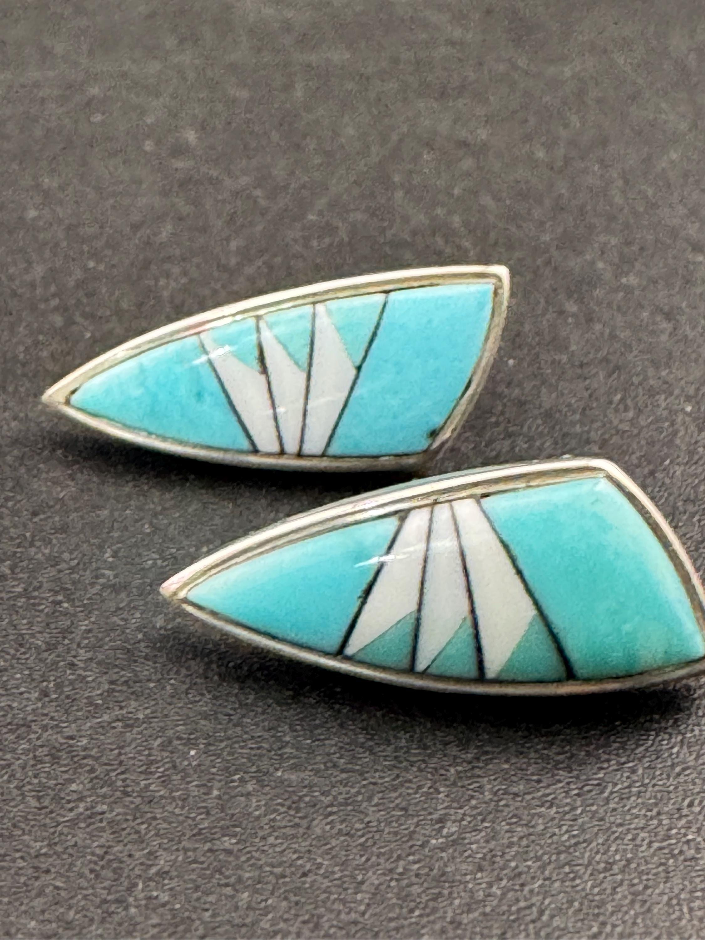 Vintage weighty modernist bright turquoise blue triangular pierced stud earrings 925 sterling silver 4.8 grams