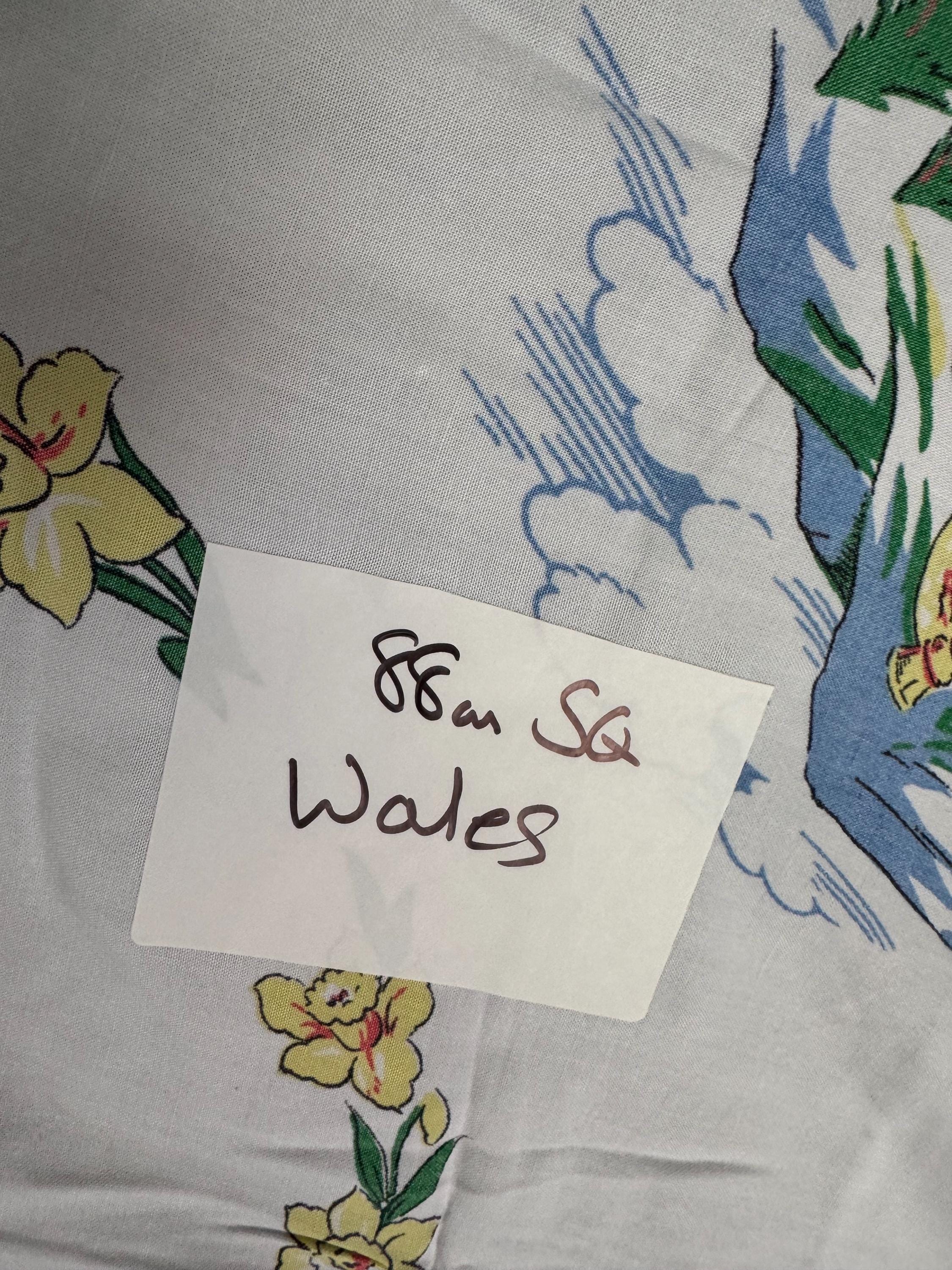 88cm near square souvenir of Wales tourist vintage linen Welsh cotton tablecloth, printed  ideal tearooms