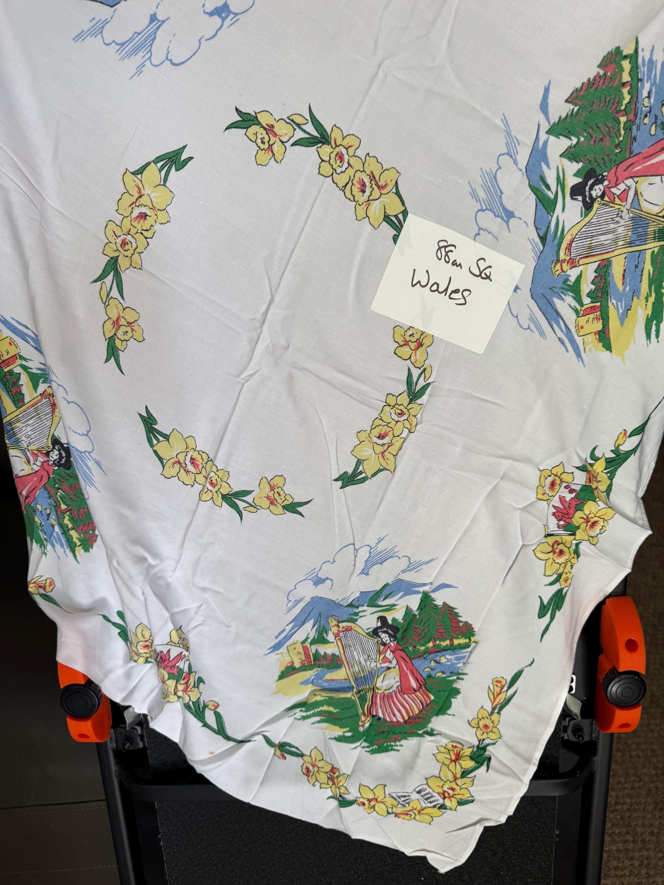 88cm near square souvenir of Wales tourist vintage linen Welsh cotton tablecloth, printed  ideal tearooms