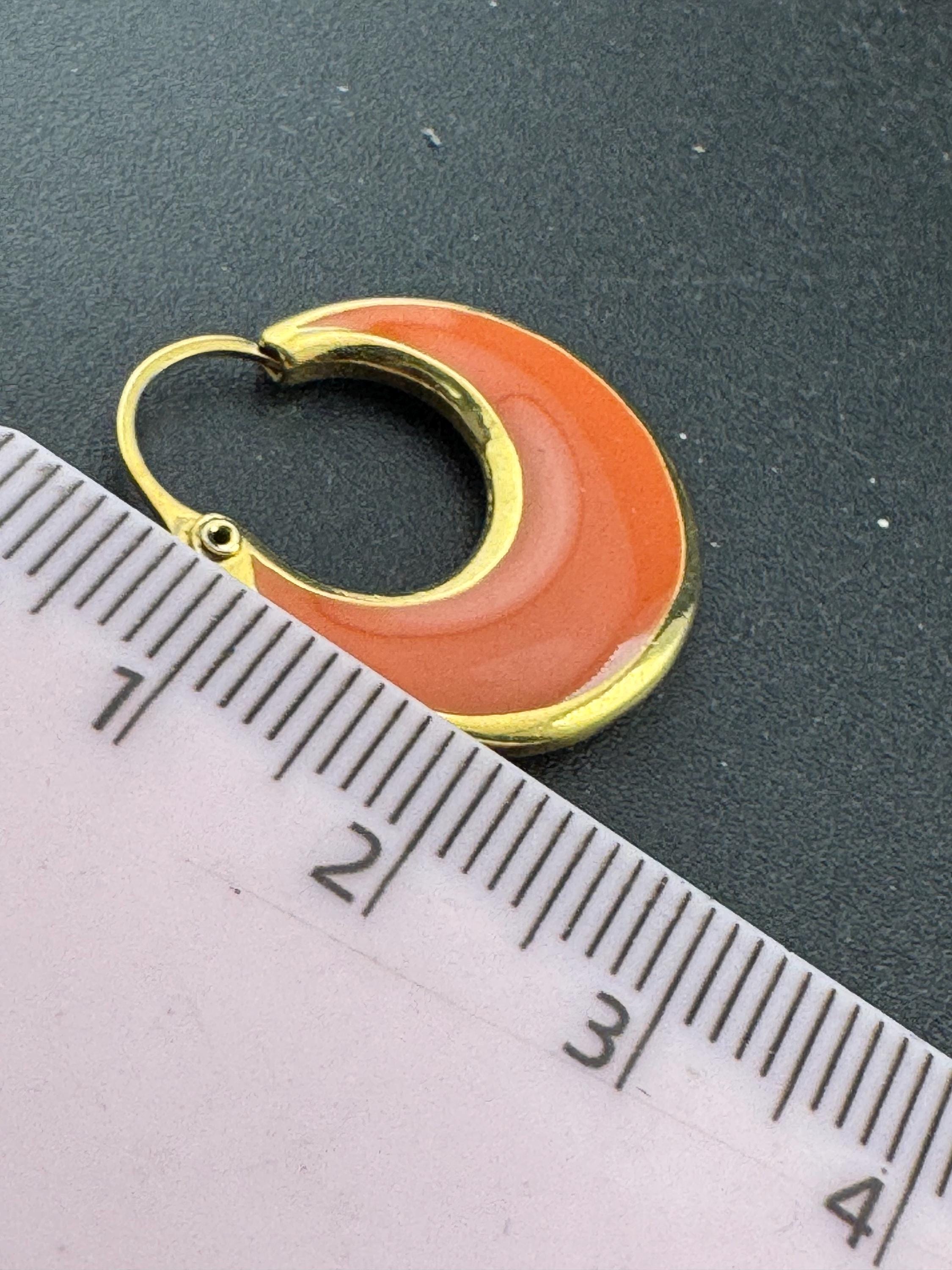 Vintage orange enamel gold tone crease hoop earrings for pierced ears