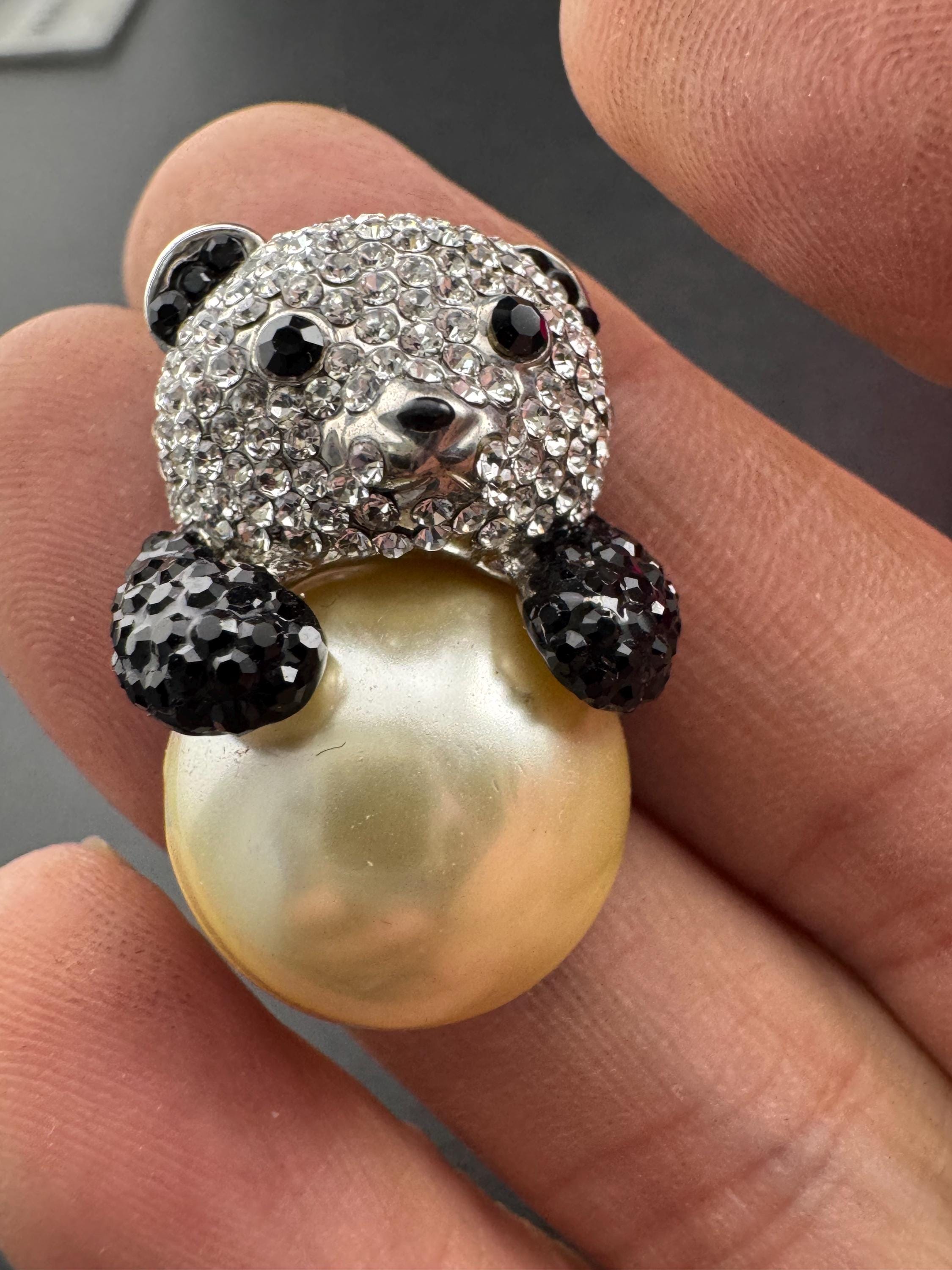signed butler & Wilson novelty faux pearl diamanté rhinestone panda bear brooch lapel pin, boxed