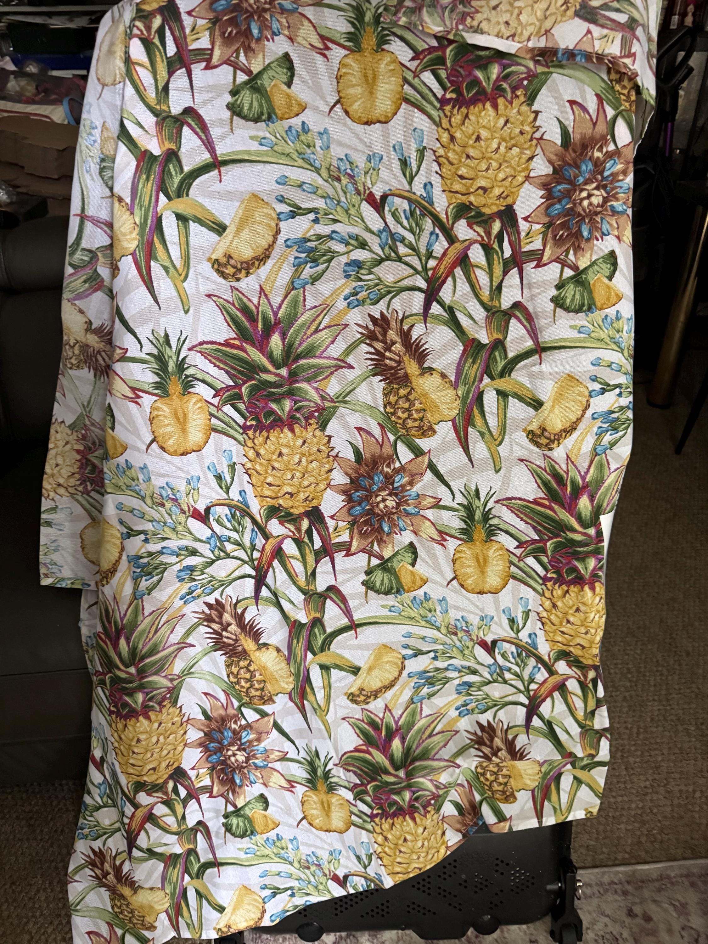 58 x 52” inches large rectangular  vintage tablecloth printed qutb pineapples , tiki bar tropical cal Hawaiian party